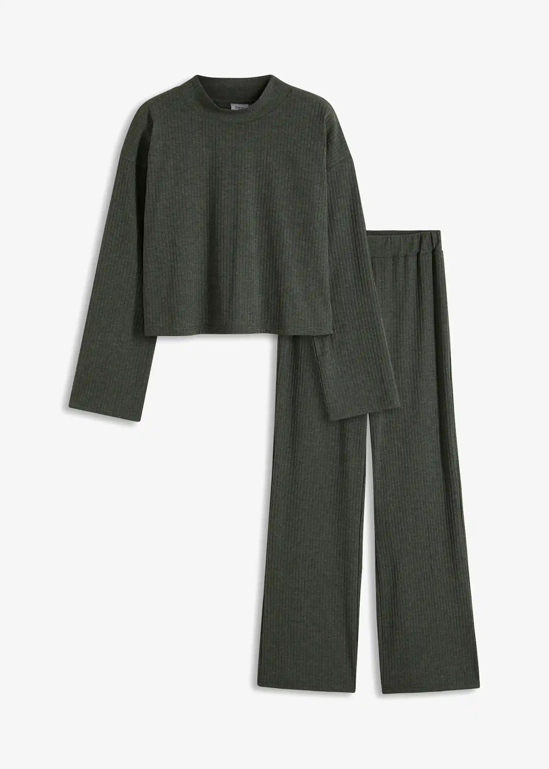 Weit geschnittener Loungewear Hausanzug aus weicher Rippe | Bonprix DE