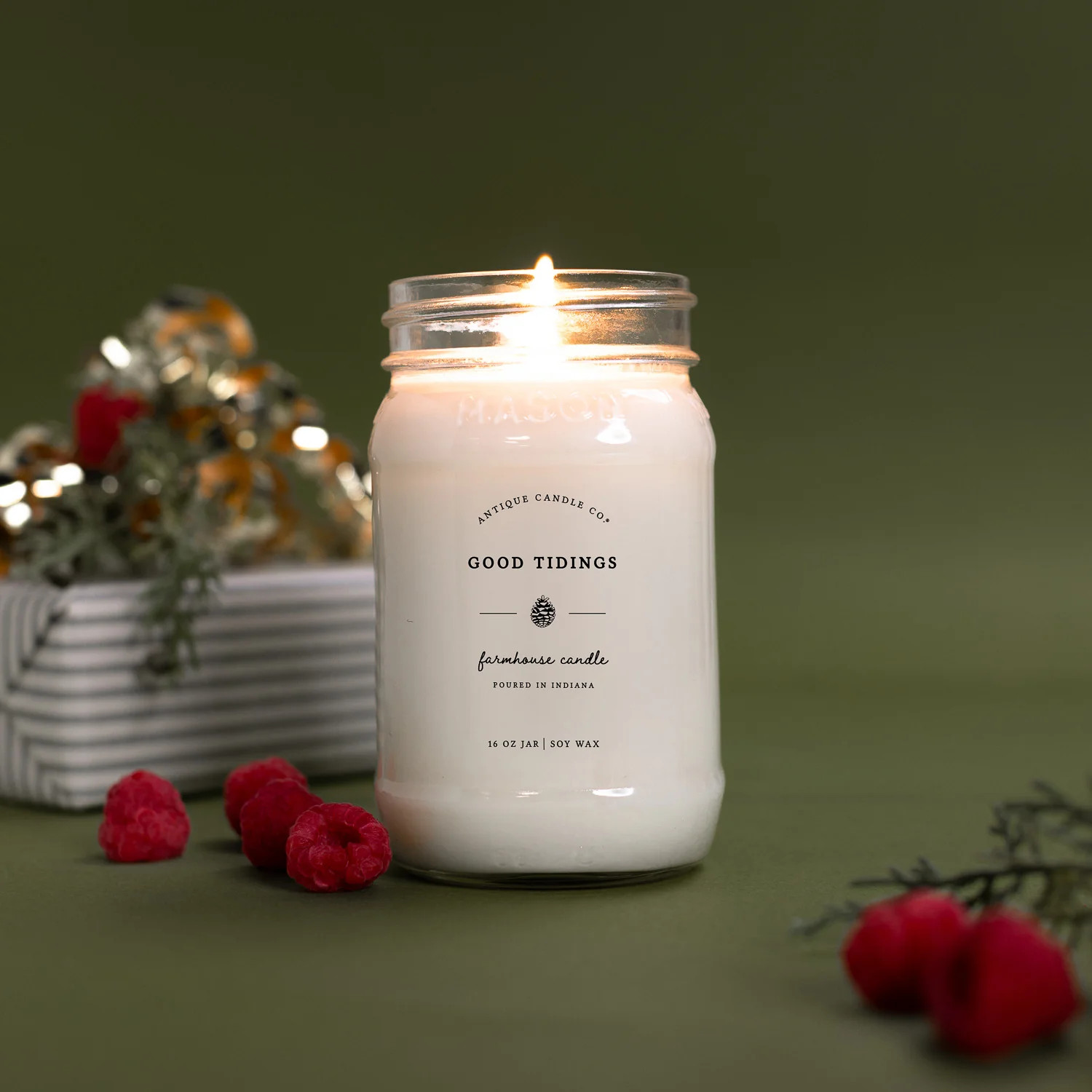 Good Tidings 16 oz candle | Antique Candle Co.