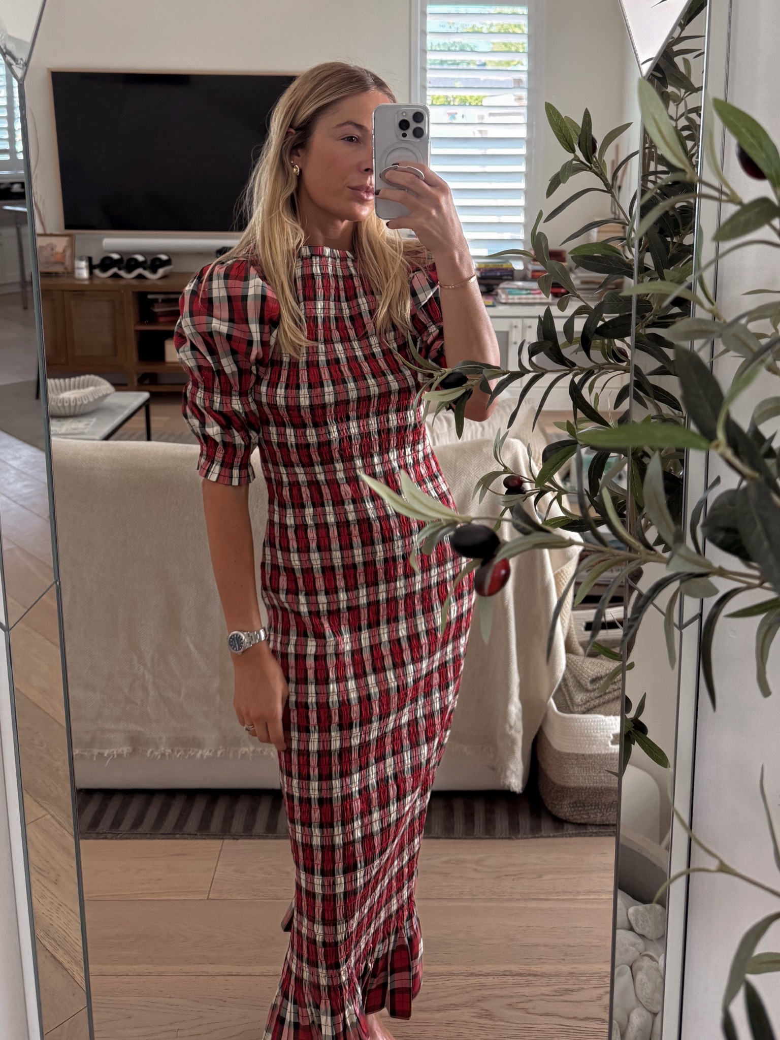 Doen tartan dress is sold out but linking some dresses with the same energy and one I found on Poshmark that is pre loved!

#LTKStyleTip