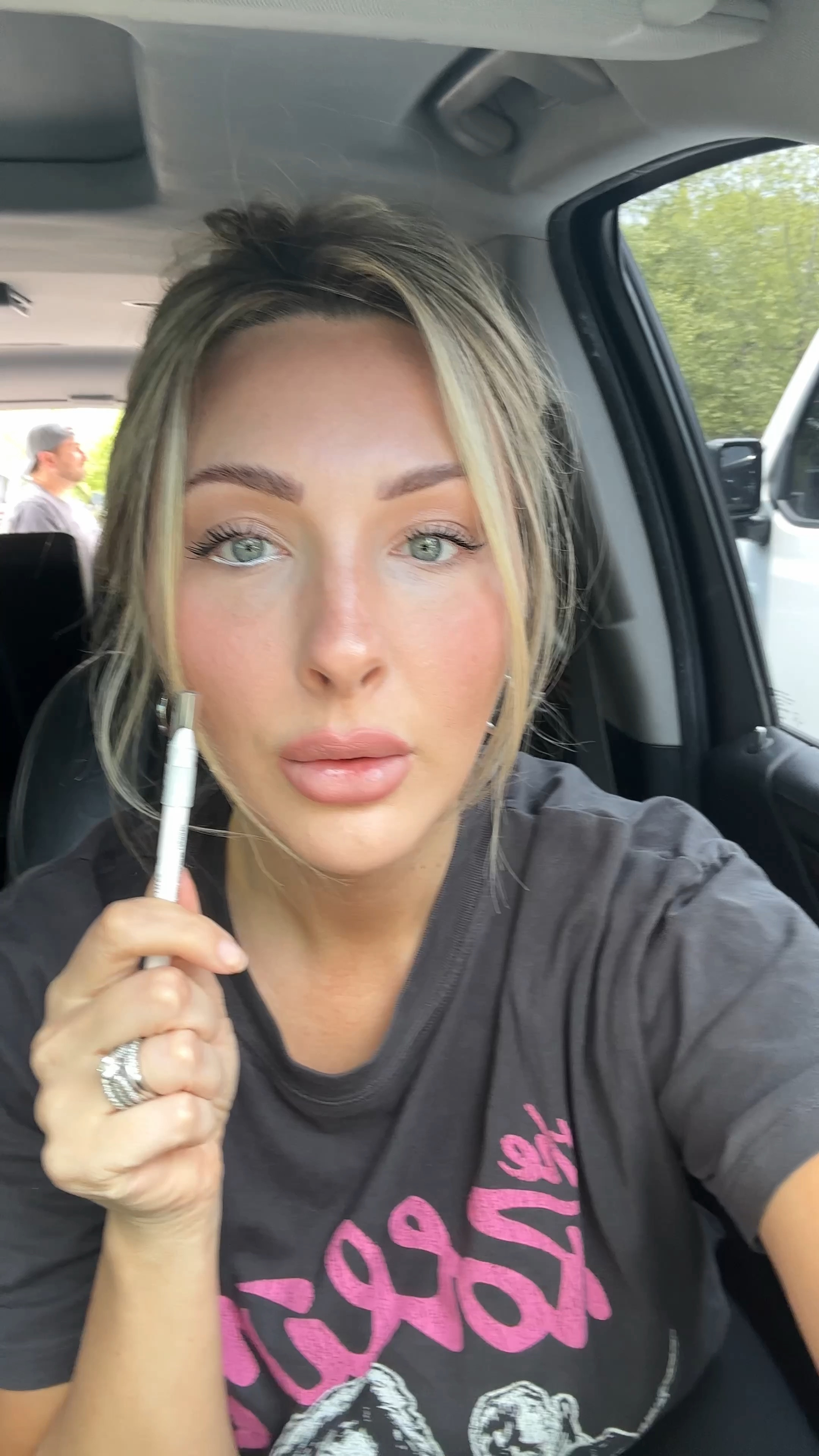 Beauty tip for small eyes or if you want a brighter look . 

#LTKStyleTip #LTKBeauty #LTKWorkwear