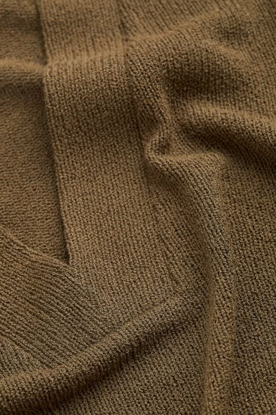 V-neck Sweater | H&M (US + CA)