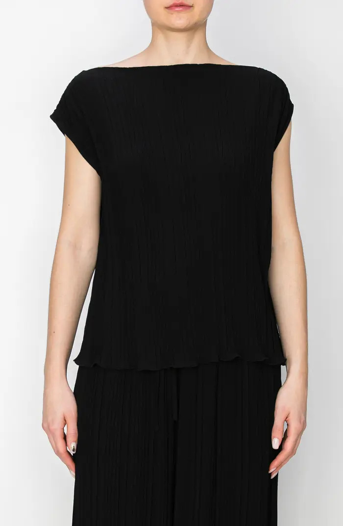 Boat Neck Cap Sleeve Plissé Top | Nordstrom