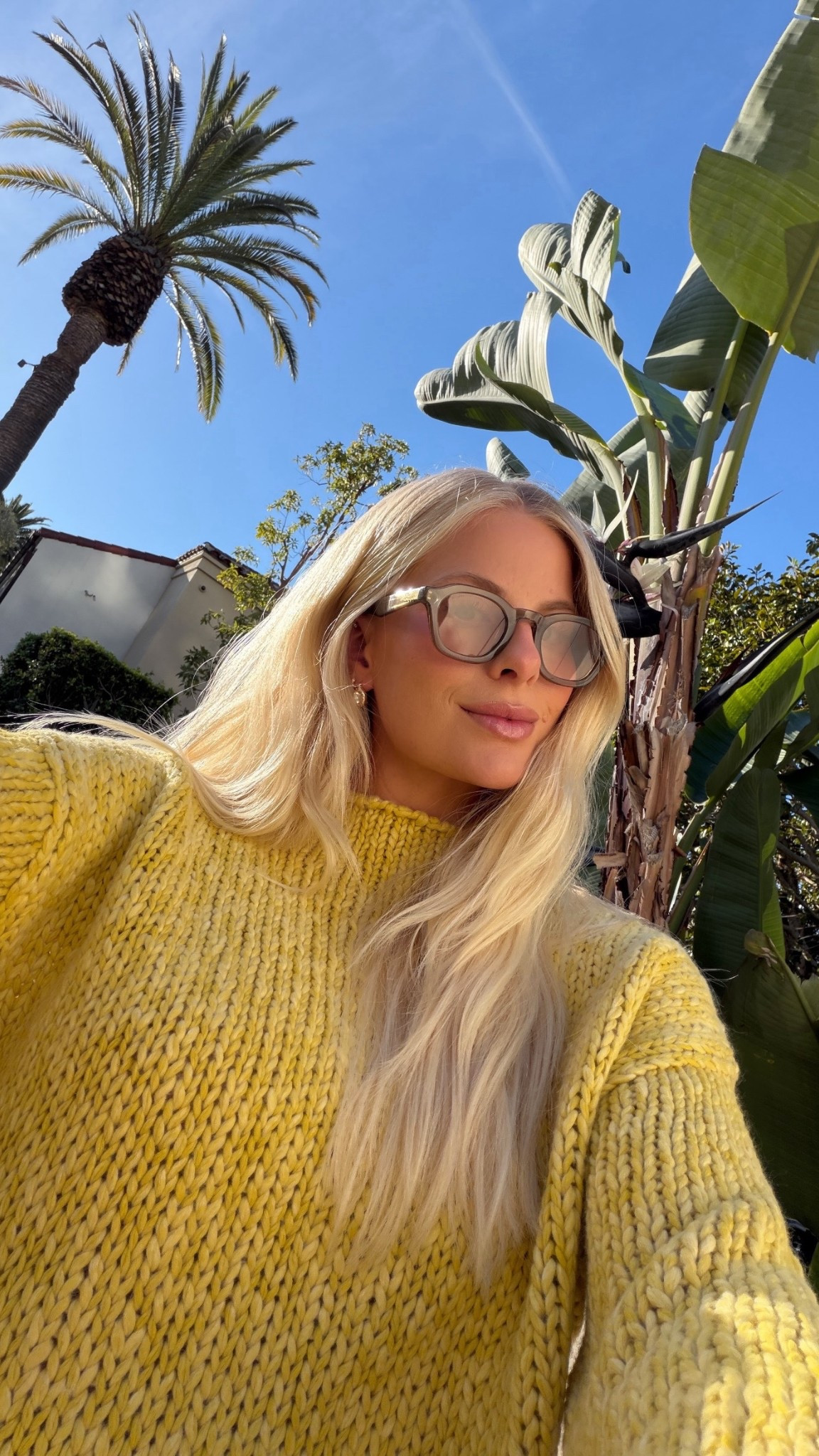 Lip liner is twist, lip gloss is sweet mouth. Wearing a medium in sweater (mango mint), medium in pants (sized up for pregnancy, color tofu), shoes run tts! #kathleenpost

Spring transition, errands outfit, coffee run, school drop off, school pick up, bump friendly, maternity

 

#LTKBump #LTKSeasonal #LTKootd #LTKspringtrends #LTKSpringSale #LTKBeauty