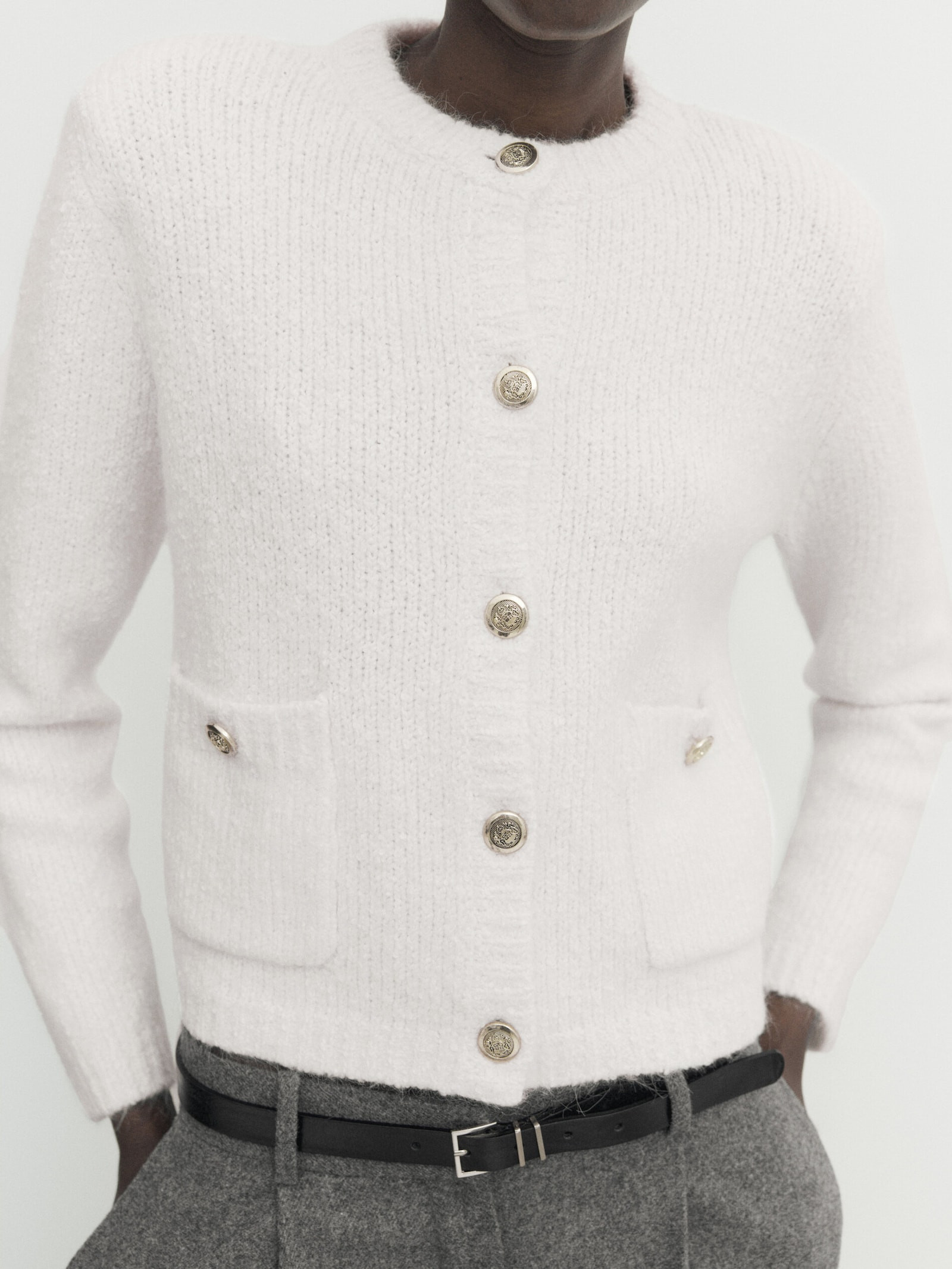 Mini-Strickcardigan im Bouclé-Stil mit Taschen | Massimo Dutti DE