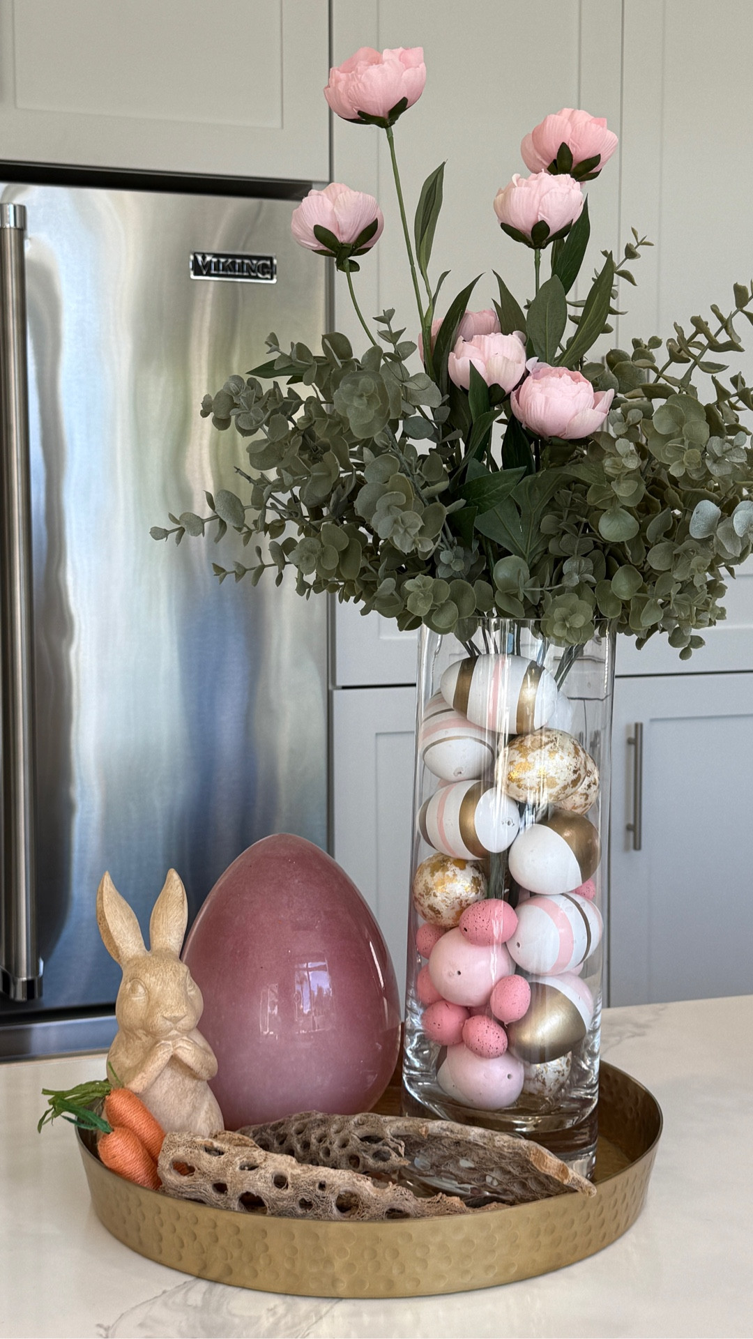 Spring and Easter centerpiece 


#LTKSeasonal #LTKHome #LTKSpringSale