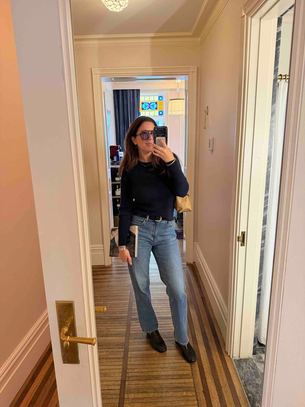 NYC Day 2 outfit! 

outfit l jeans l ayr l sunglasses  

 