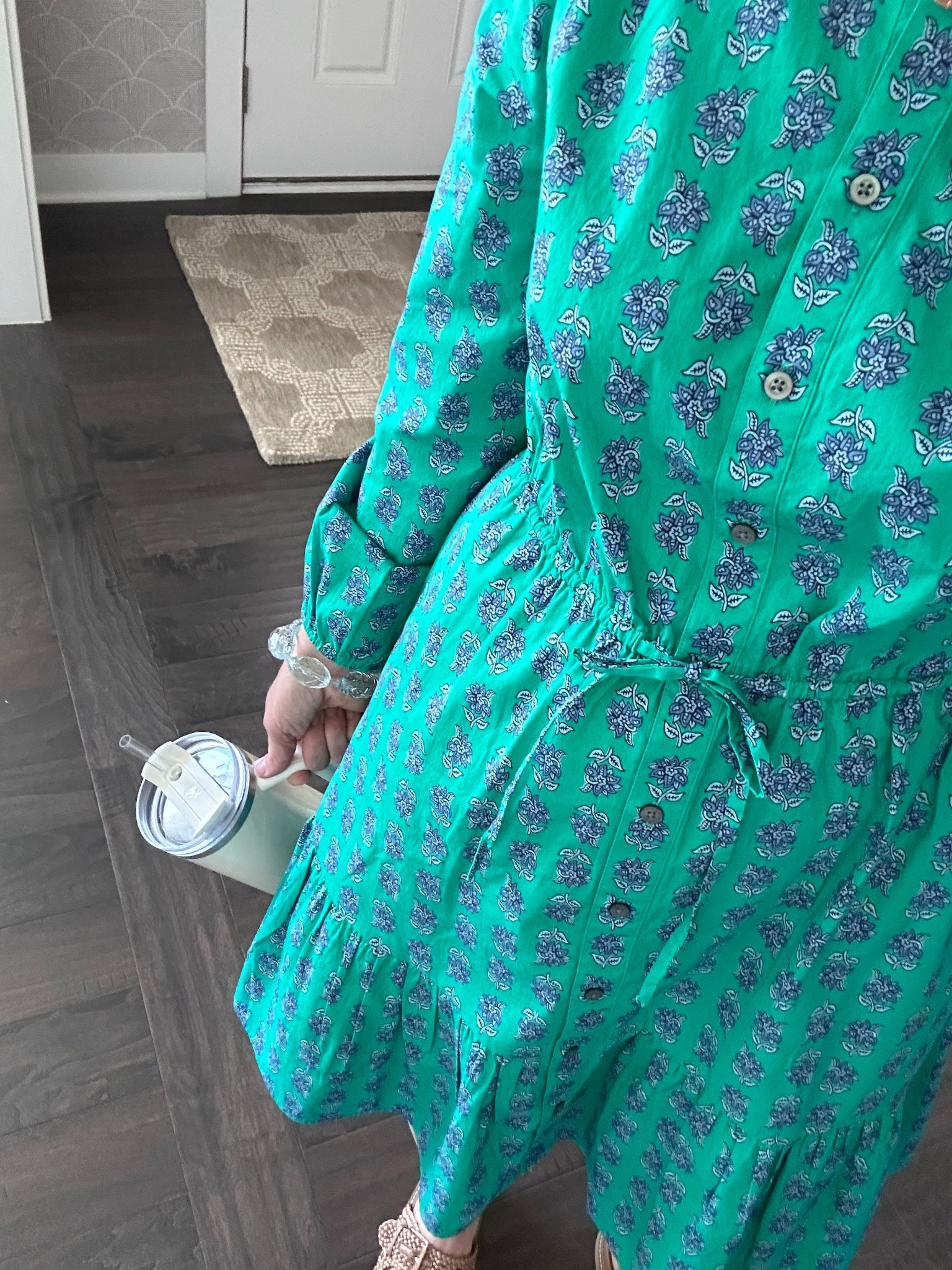 Spring dress! True to size, wear size 4 / 5’2”. Hits just above the knee on me.

#LTKOver40 #LTKdayinmylife #LTKgrwm
