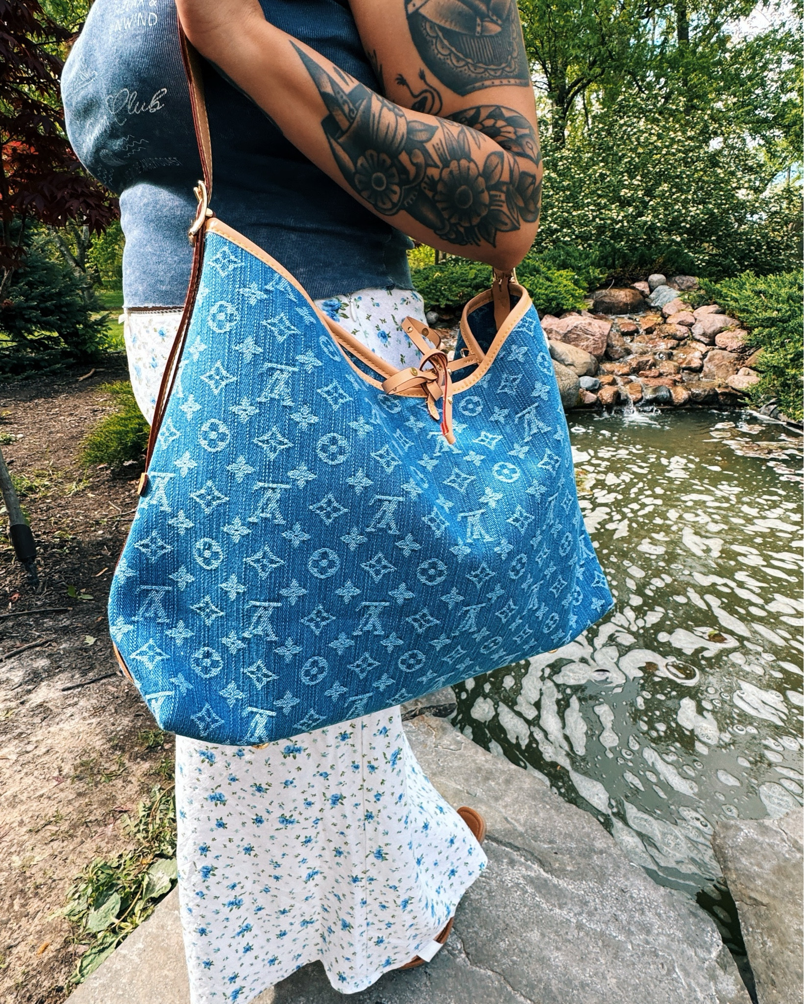 New summer tote. Looks very similar to the og for a fraction of the price IMO and fits SO MUCH inside. 

#LTKMidsize #LTKSaleAlert