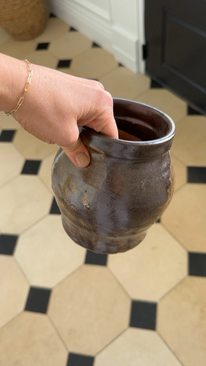 Budget-friendly vessels, vases, and pottery... that look vintage!


#LTKHome