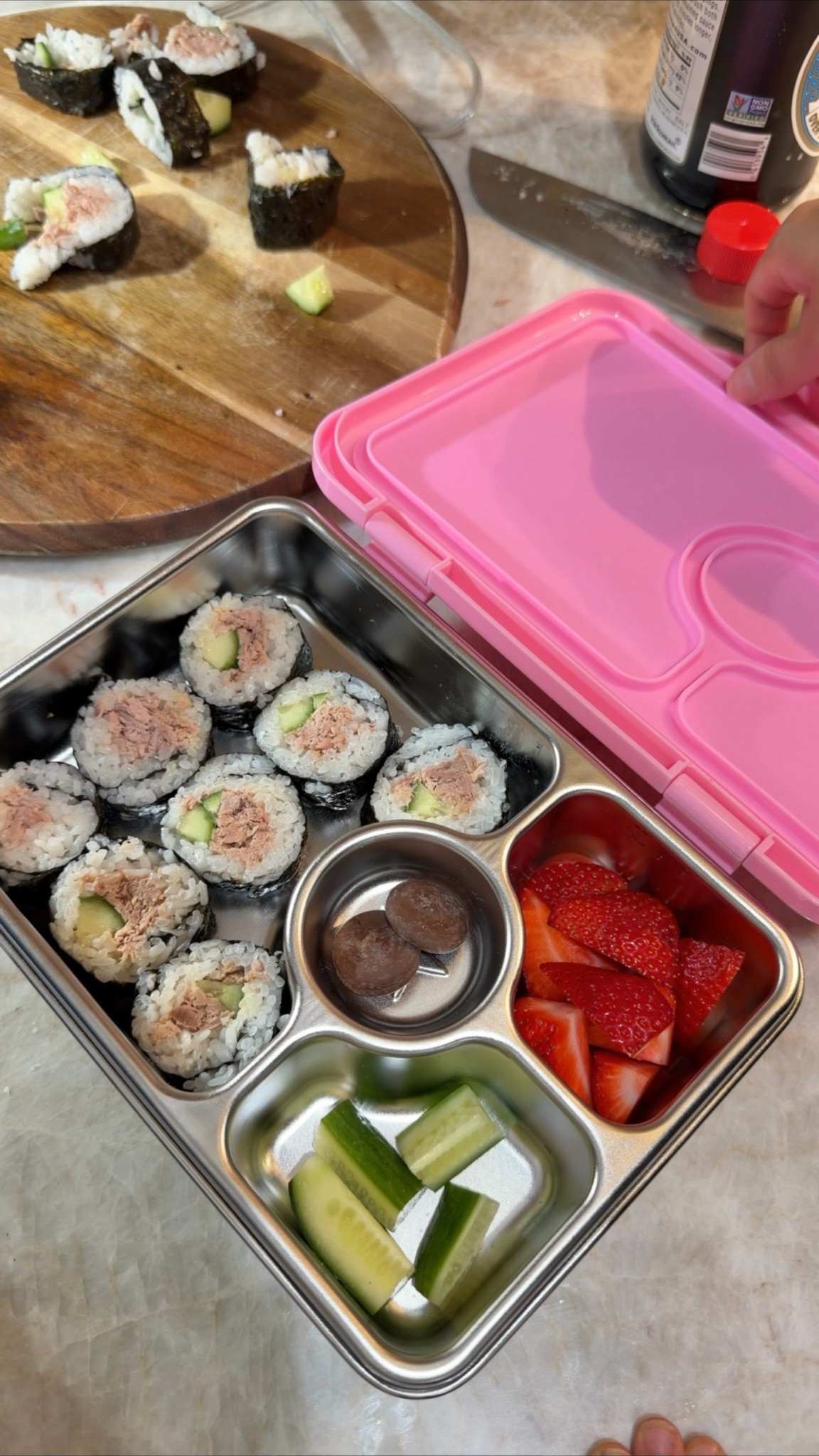 Ps. If you purchase the omie box on their website w code “STEPH10” you’ll get 10% off your order!