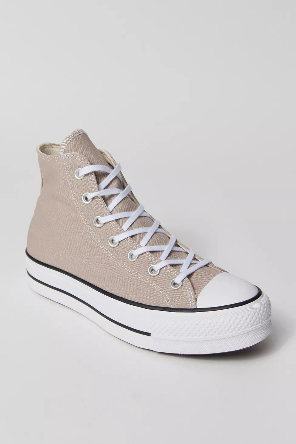 Converse Chuck Taylor All Star Life Platform Sneaker | Urban Outfitters (US and RoW)
