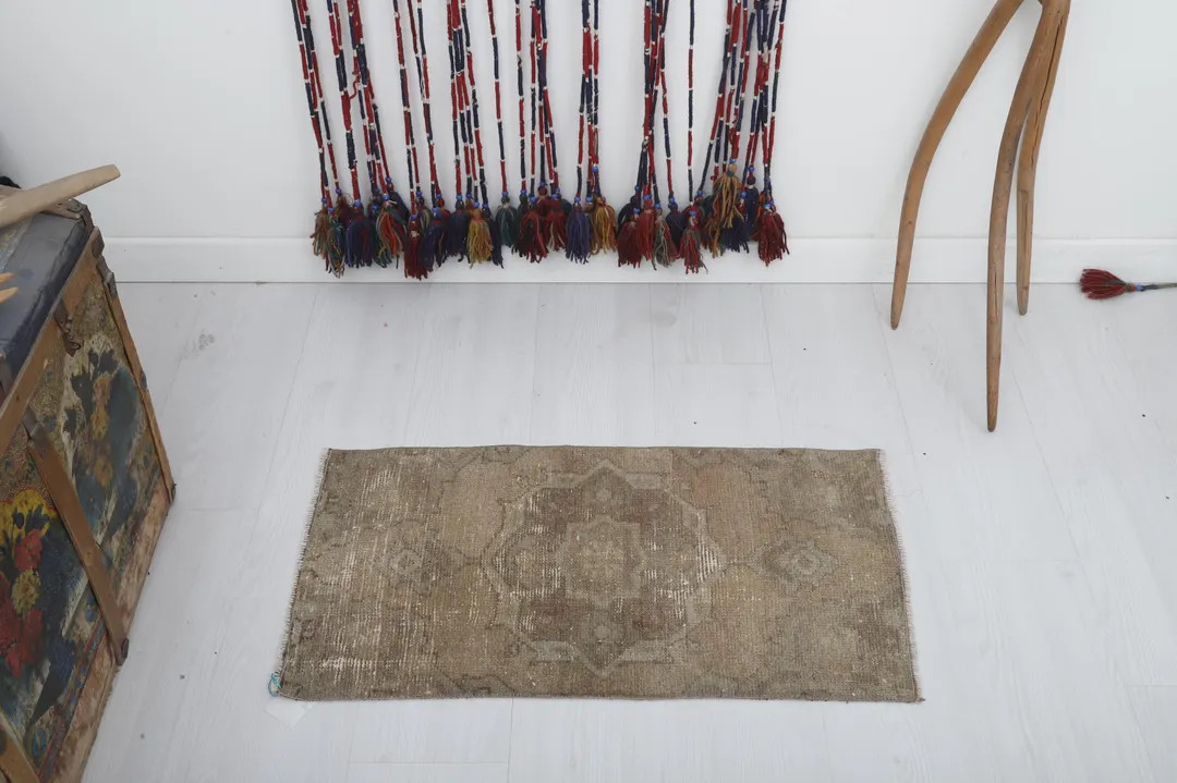 Vintage Oushak Rug: Turkish Wool Mini Rug, 1.4 X 2.7 Ft - Etsy | Etsy (US)