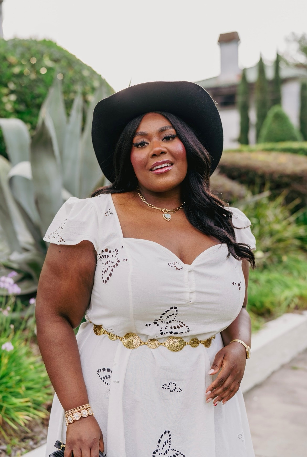 Cowboy take me away! This western look with all the dazzling pieces are affordable and a fun way to participate in the trend✨

Western Outfit, Country Concert Outfit, Plus Size Fashion 

Dress Size XXL

#LTKfindsunder100 #LTKstyletip #LTKplussize