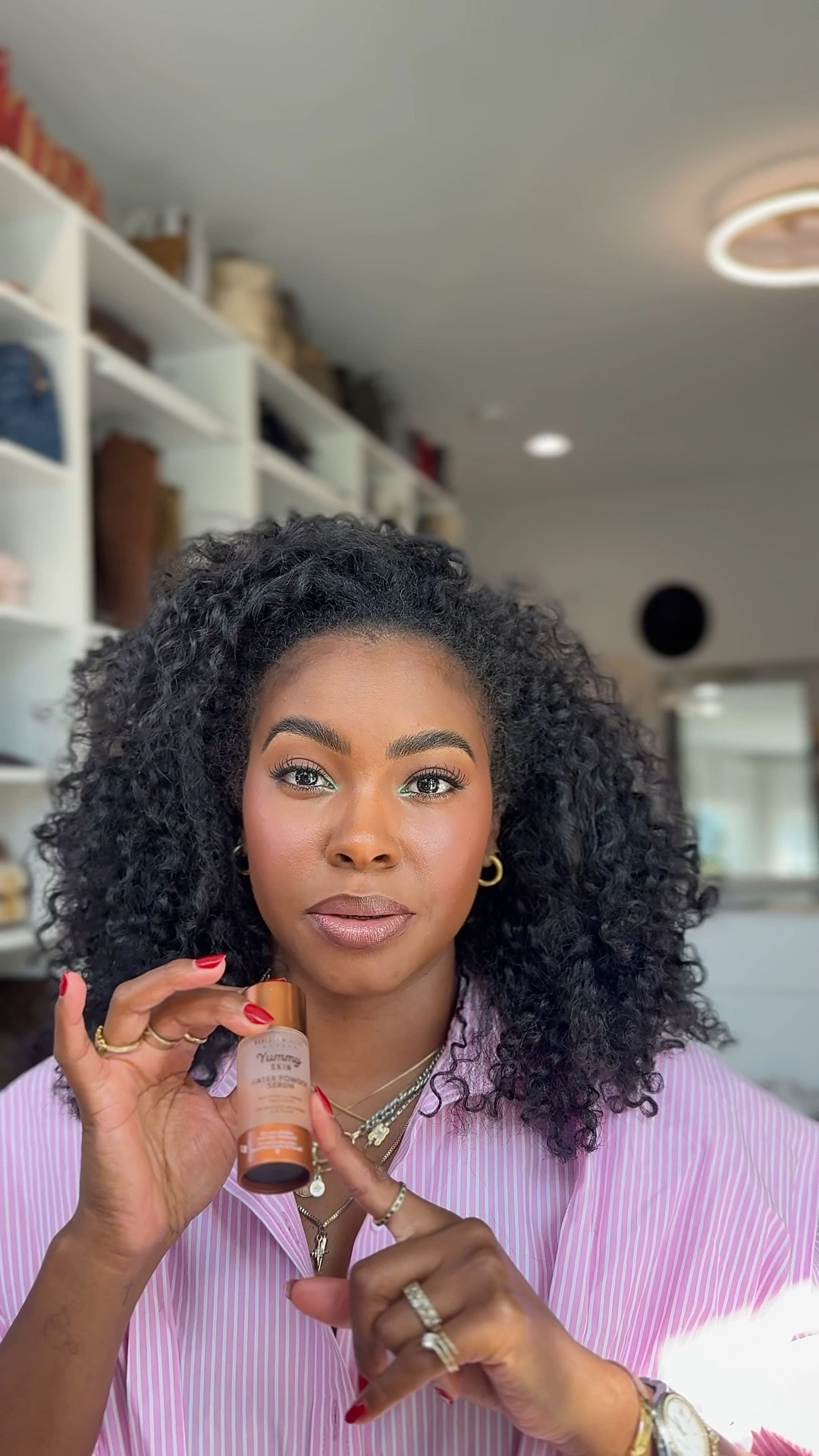 VIP List: Beauty Edition
lipliner: https://www.meristori.com/products/dreamy-henna-lipliner 

 