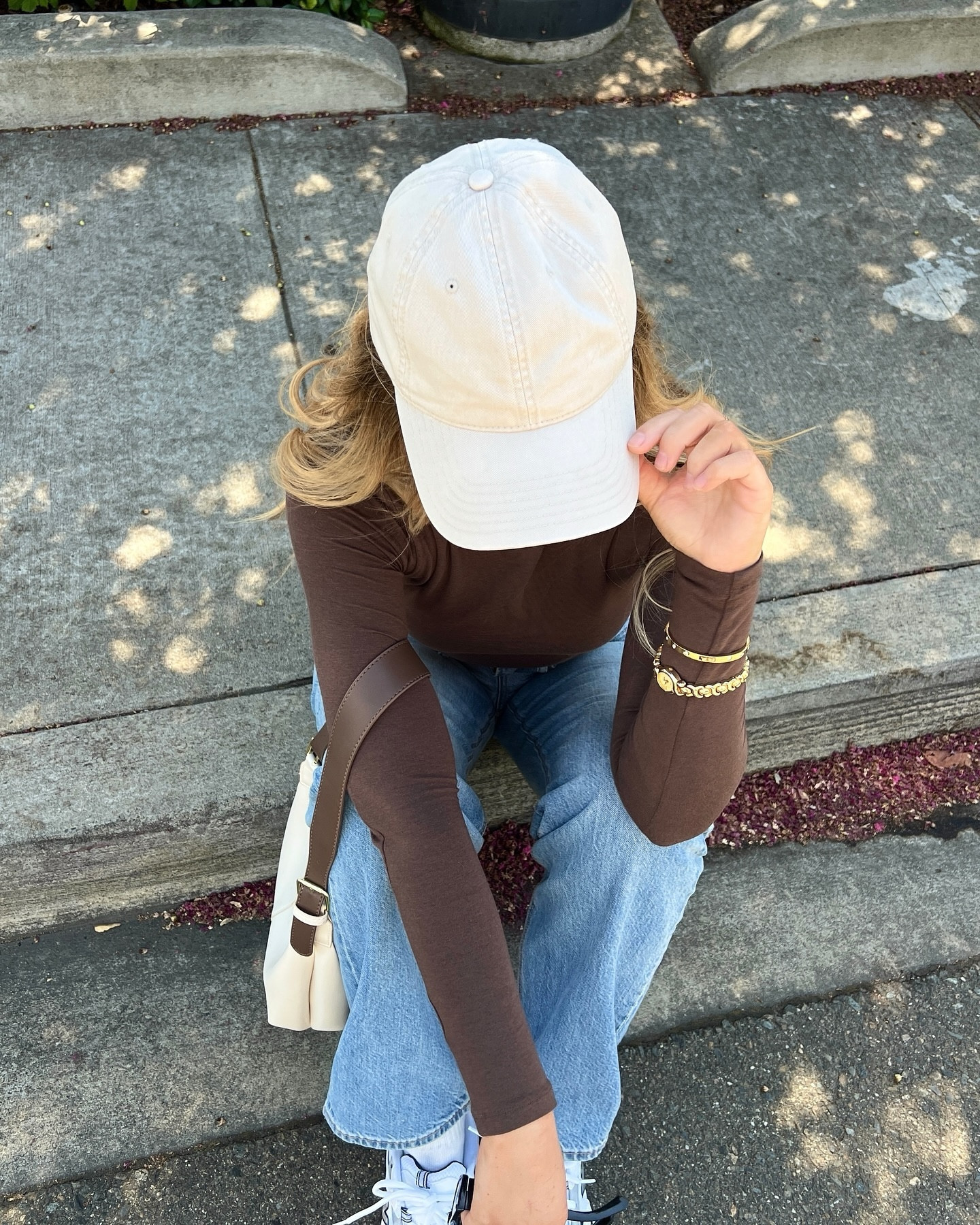 hat day🧢

I only wore this hat for the fit😶

#girls #inspo #modelife #aesthetic #poseideas #fallfashion
