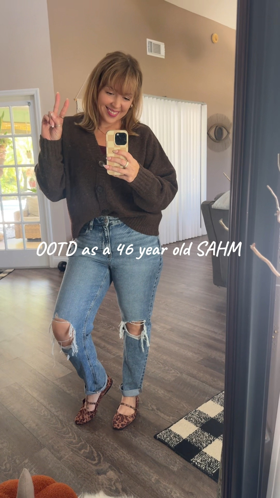 Adding these American Eagle jeans in every color to my cart! Outfit info in my LTK 🛍️🩷 #ootd #momstyle #falloutfits #midsizeoutfitinspo #floridalife 

#LTKOver40 #LTKselfcare #LTKmomlife