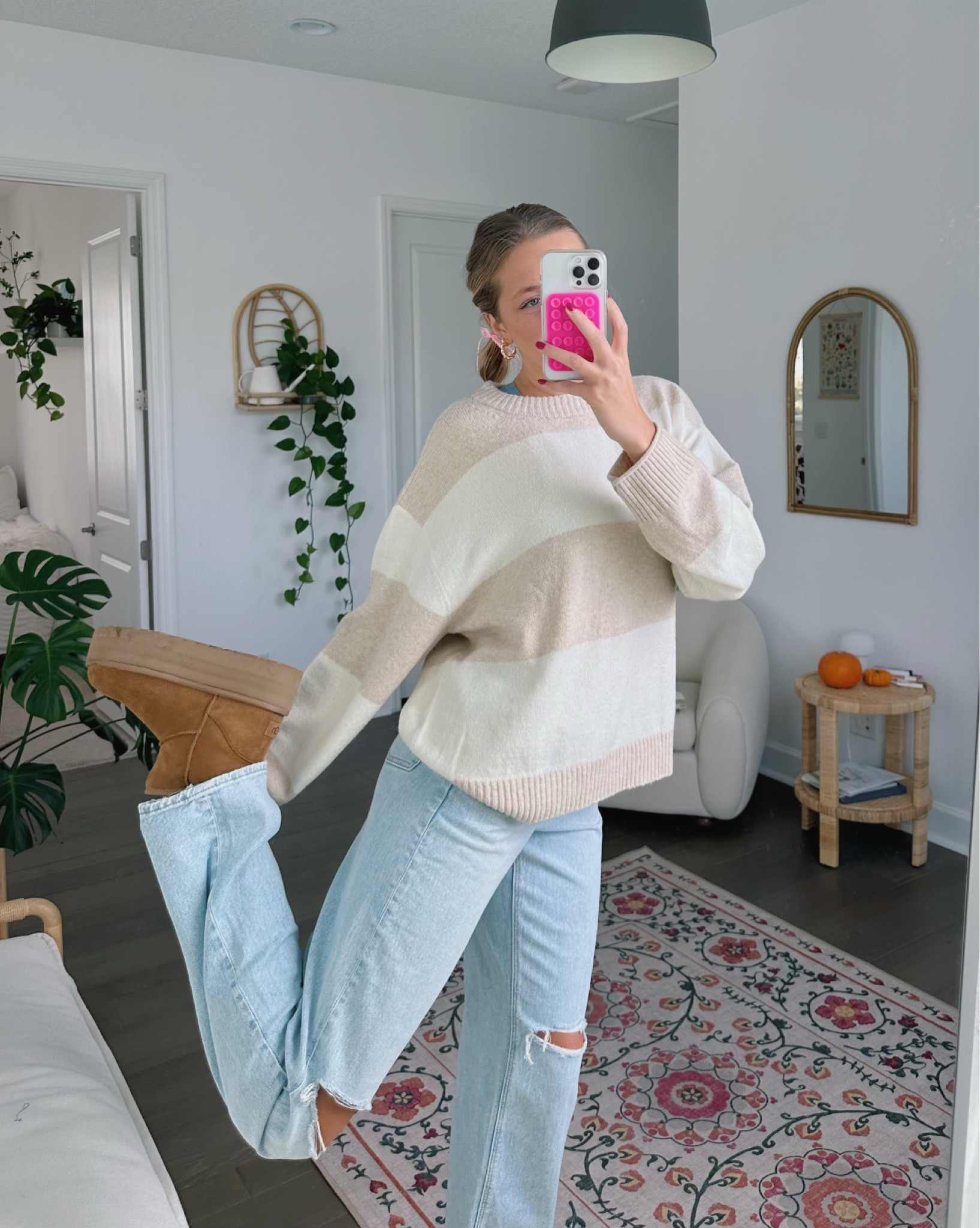 Comfy/casual fall outfit 🤎
sweater: CL
Jeans: 30 LONG 

#AEJeans @americaneagle #AEPartner


#LTKbeauty #LTKshoecrush #LTKSeasonal