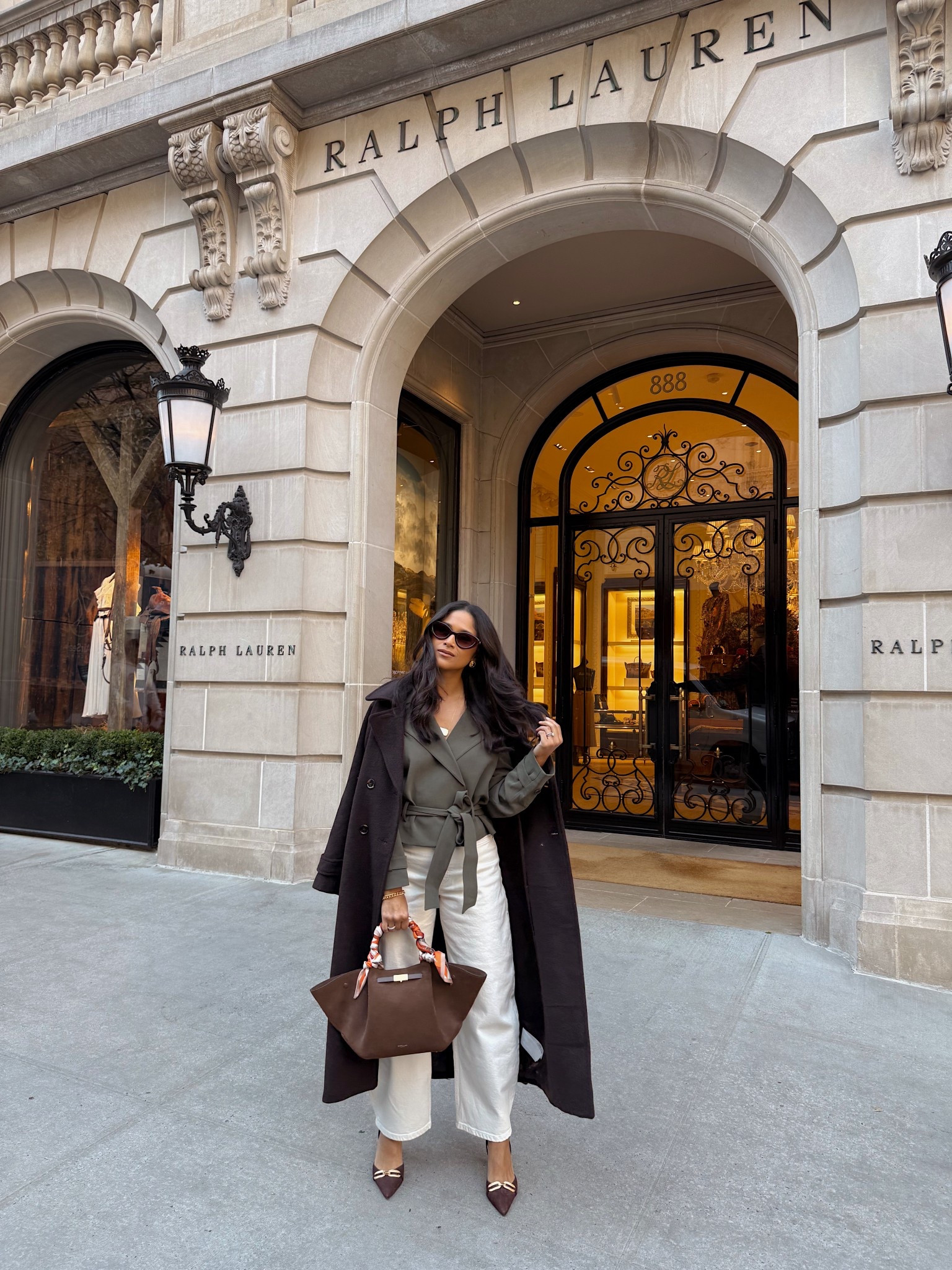 Absolutely love this gorgeous trench jacket that you can also wear as a top! I wore this look to Ralph’s Coffee
I am wearing a small in the top and 26 in the jeans.
#denim #fallstyle 


#LTKPetite #LTKItBag #LTKStyleTip