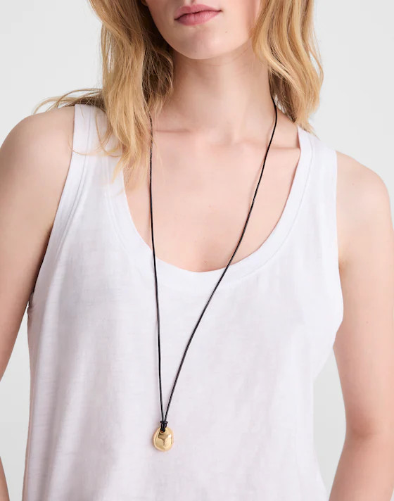 Sculptural Pendant Leather Necklace | Madewell