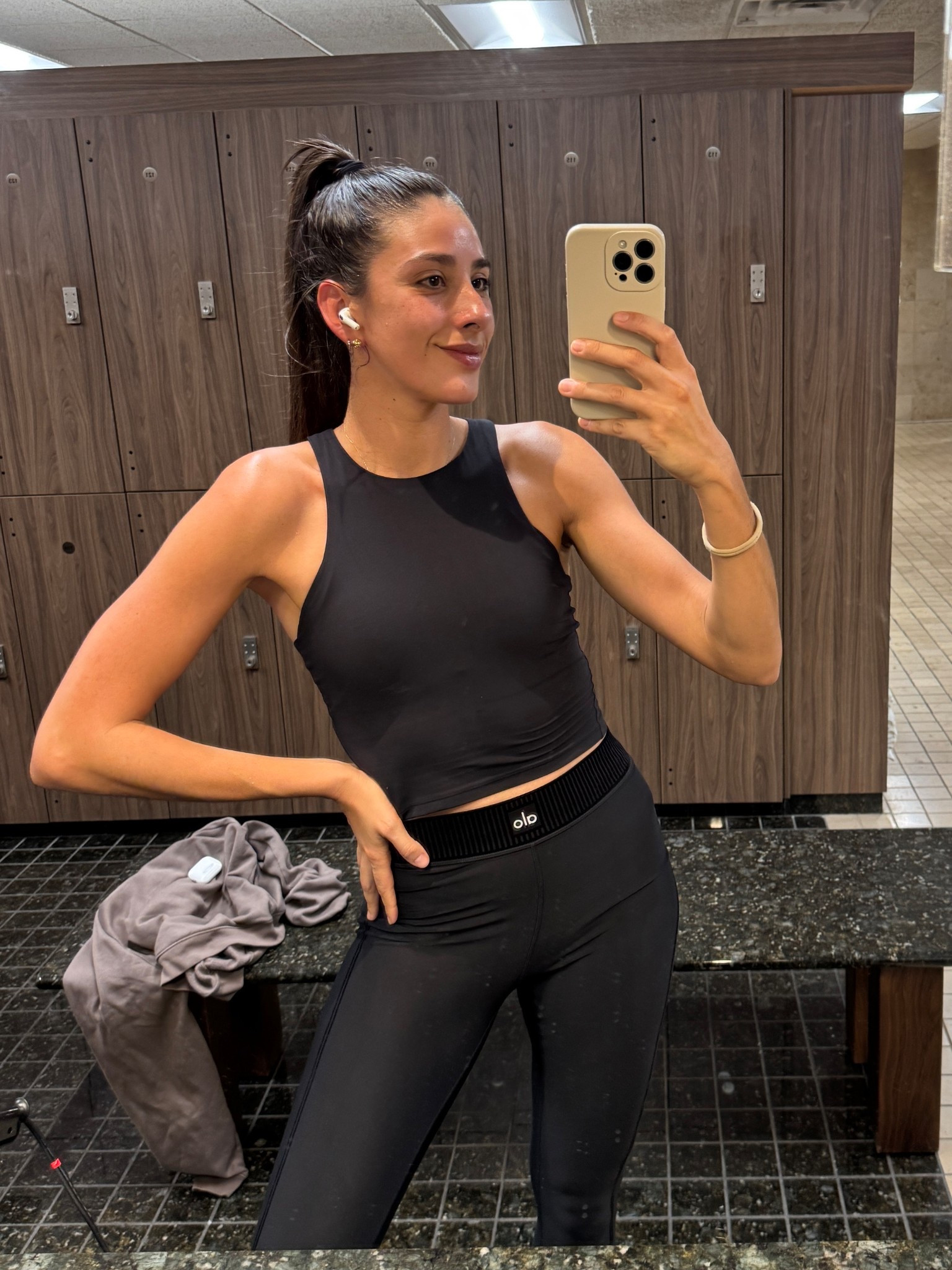 $20 workout top 🙌🏻

#LTKTall #LTKStyleTip #LTKActive