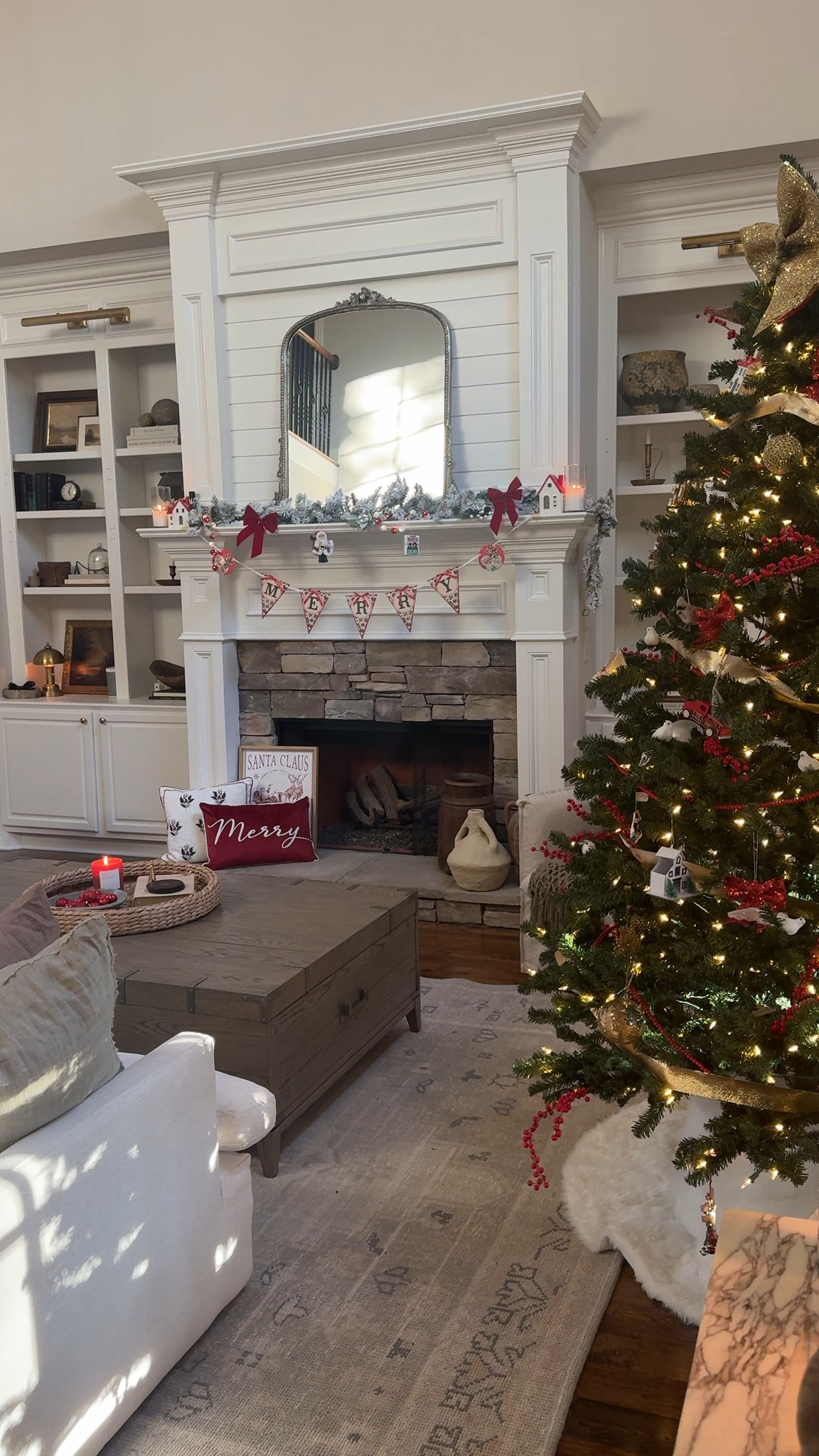 Christmas home decor 🎄

#LTKHoliday #LTKSeasonal #LTKHome