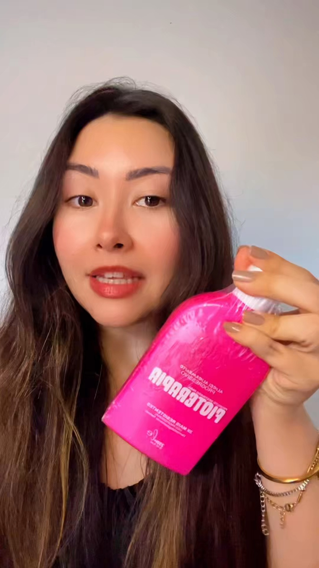 Nova Fioterapia + shampoo e condicionador Fioterapia + milagrosa pós química + o shampoo de quase R$700,00 por R$289,97 + frete fixo para todo o 🇧🇷 só hoje a partir do meio dia no meu grupo vip: https://chat.whatsapp.com/KmRYJ1kntxKAYFOZ5DEkpr?mode=hq1tcli #fioterapia #goldspellcosmeticos #dicadeproduto #progressiva #progressivasemformol

#LTKbrasil #LTKbeleza #LTKhome