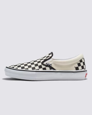 Skate Slip-On Checkerboard Shoe(Black / Off White) | Vans (US)