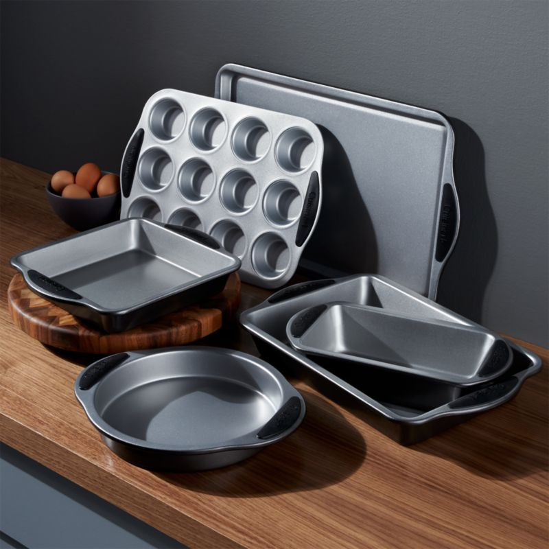 Cuisinart 6-Piece Non-Stick Bakeware Set + Reviews | Crate & Barrel | Crate & Barrel