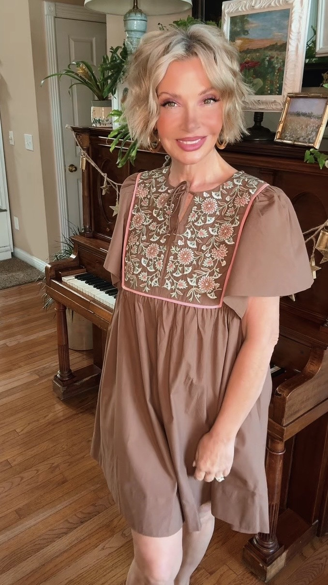 The embroidered floral yoke on the Piper dress gives it a beautiful artisan feel, while the relaxed silhouette keeps it comfortable enough to wear all day. The soft mocha color is perfect for transitioning into fall and pairs beautifully with boots, ballet flats, or sneakers.
I’m wearing a small for reference. Add simple gold jewelry and a crossbody bag, and you’re ready for brunch, shopping, church, or dinner with friends. It’s feminine, timeless, and one of those dresses you’ll reach for again and again. 🤎

#LTKdayinmylife #LTKSeasonal #LTKgrwm