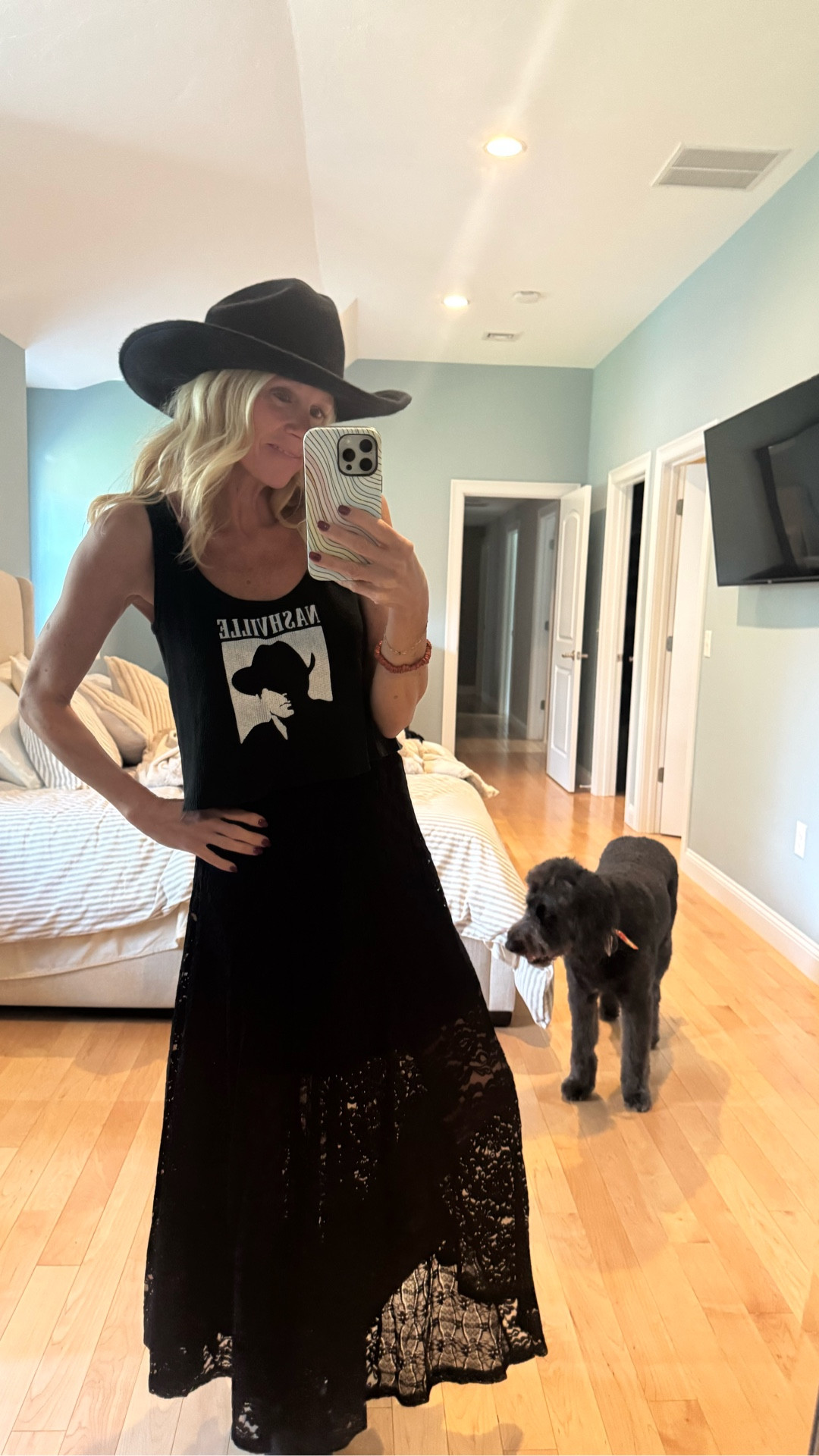 Country concert style
Vici lace skirt

#LTKFindsUnder100 #LTKStyleTip #LTKOver40