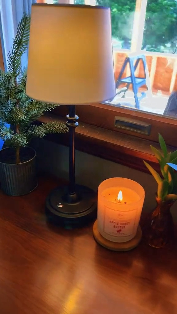 So ready for fall and these little pieces of decor make everything so much more cozy. 

#LTKHome #LTKSeasonal #LTKStyleTip