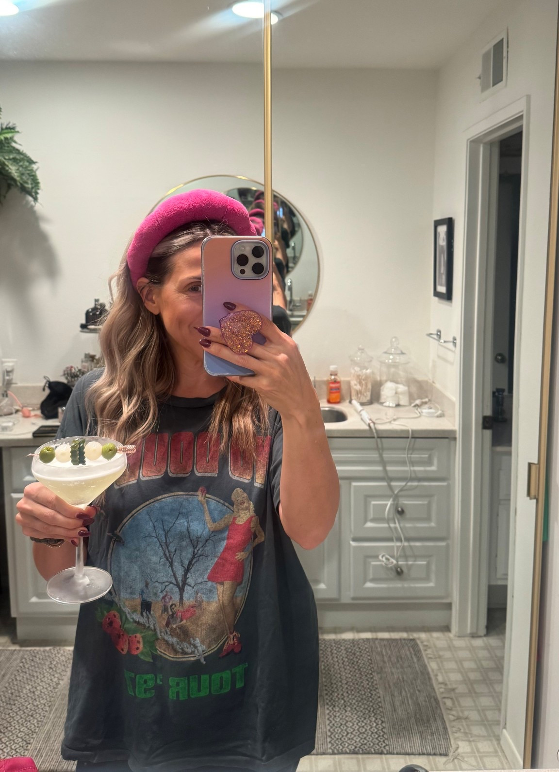 One of my favorite bands growing up and now one of my favorite band tees 🍎

#LTKootd #LTKOver40 #LTKgrwm