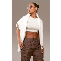 Crop top beige en coton à dos nageur, Beige | PrettyLittleThing (FR)