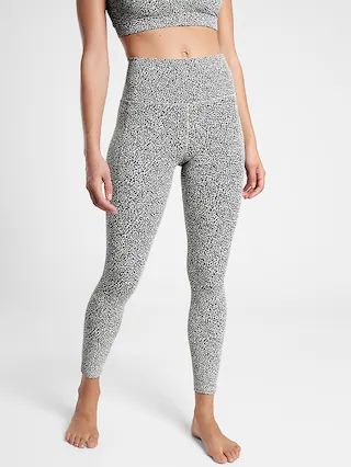 Salutation Stash Pocket II Textured 7/8 Tight | Athleta