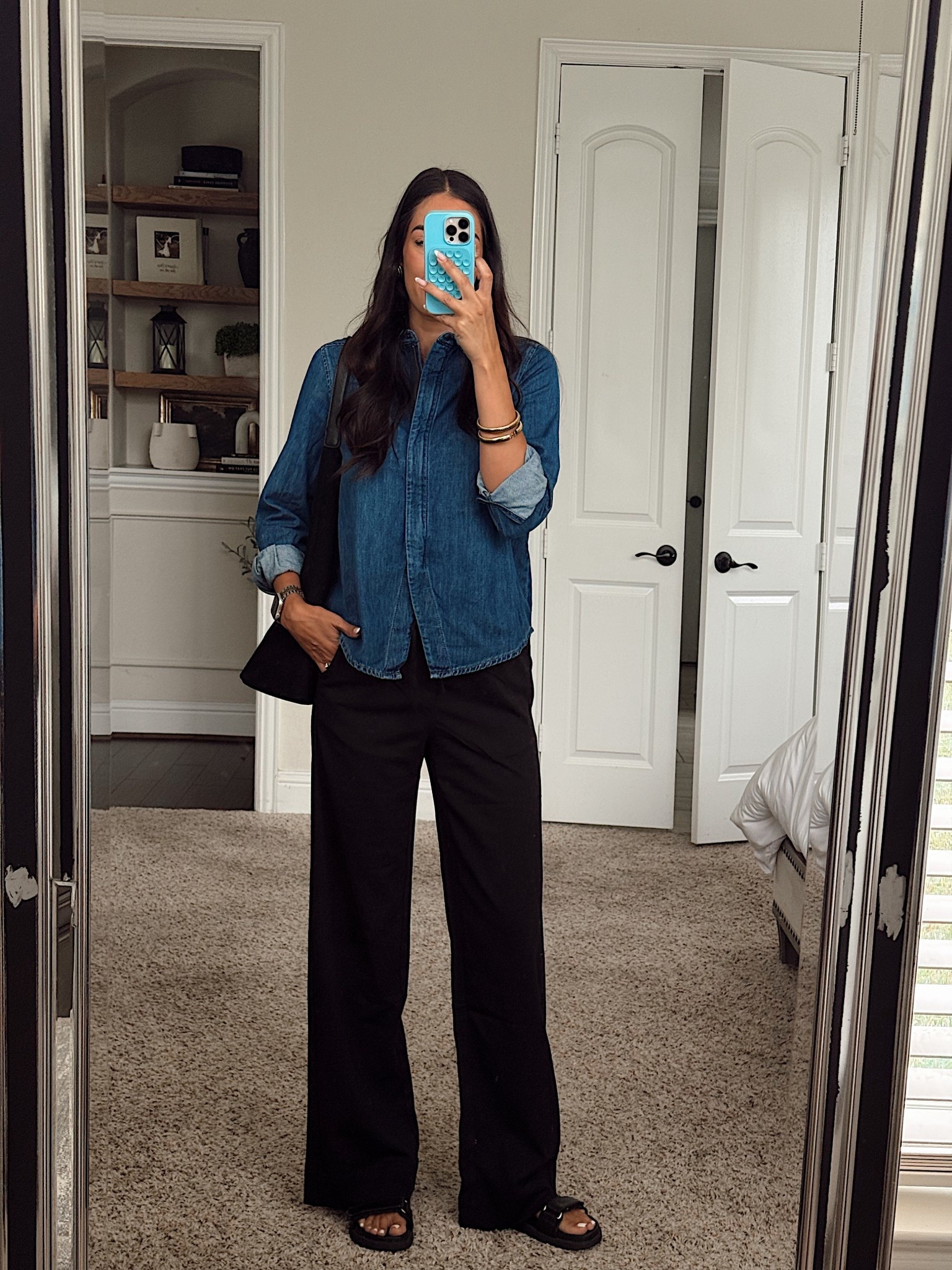 Top/ medium size 5
Bottoms are XS Long 