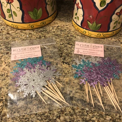 Snowflake Cupcake Toppers, Frozen Snowflake Cupcake Toppers, Christmas Cupcake Toppers - Etsy | Etsy (US)
