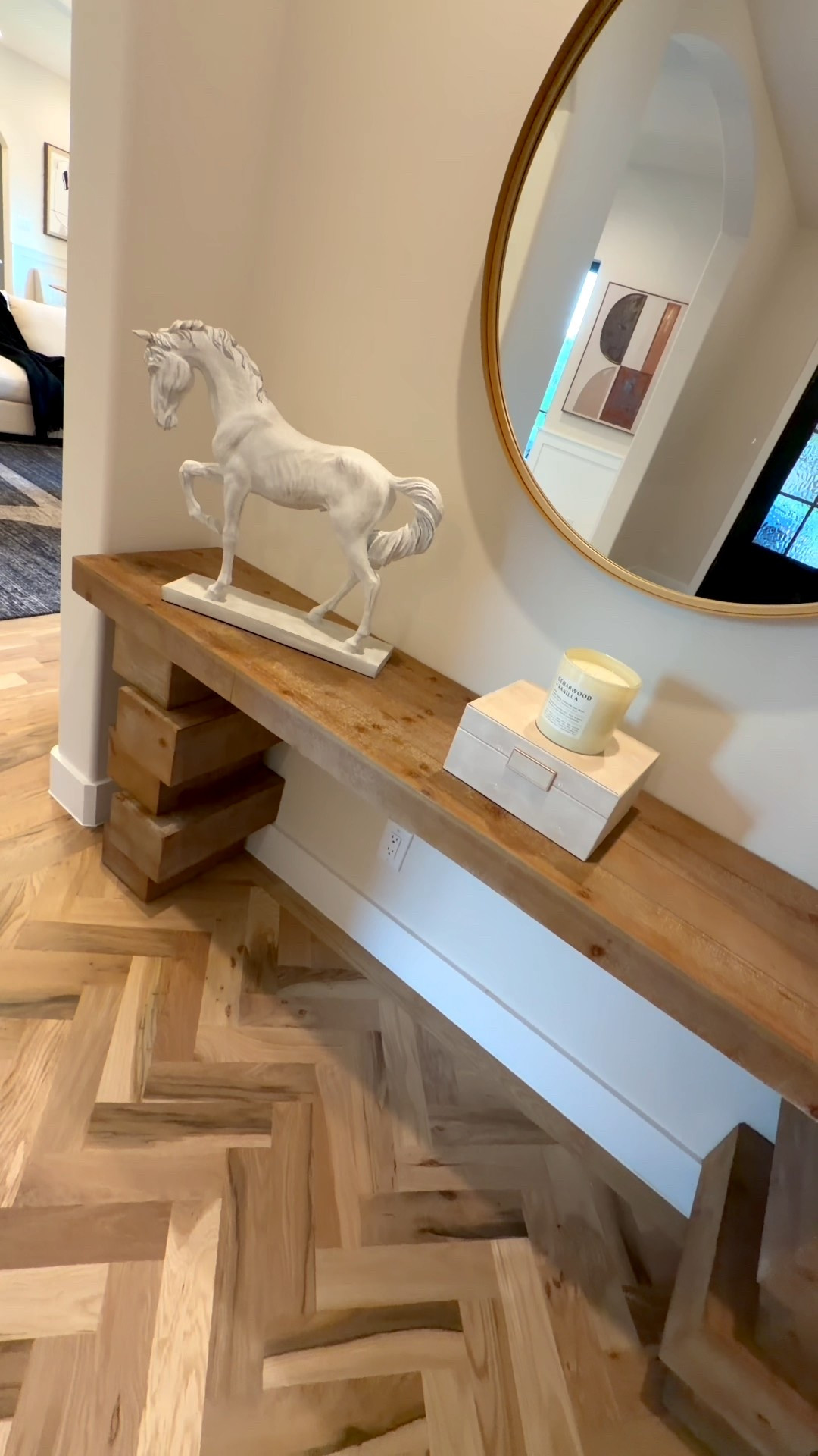 Staging work for a beautiful Dallas, TX Spec Home 🤩