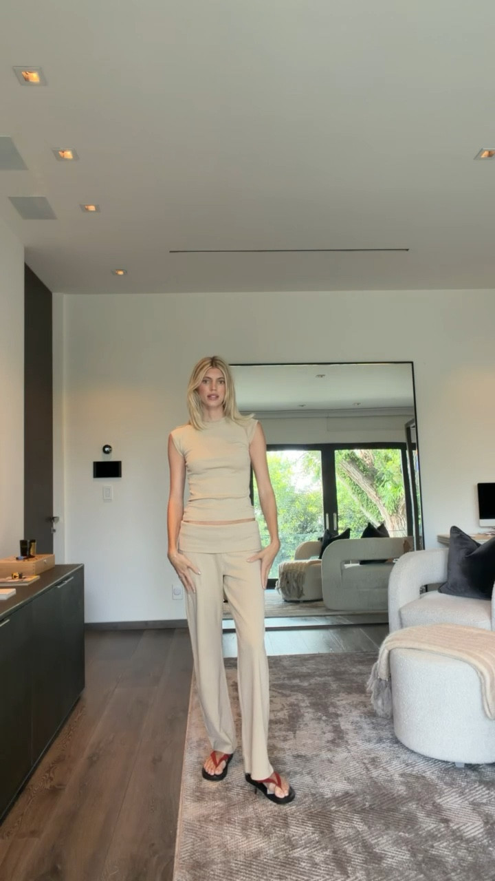 Such a staple casual lounge set! 🫶🏼

#LTKootd #LTKSeasonal #LTKgrwm