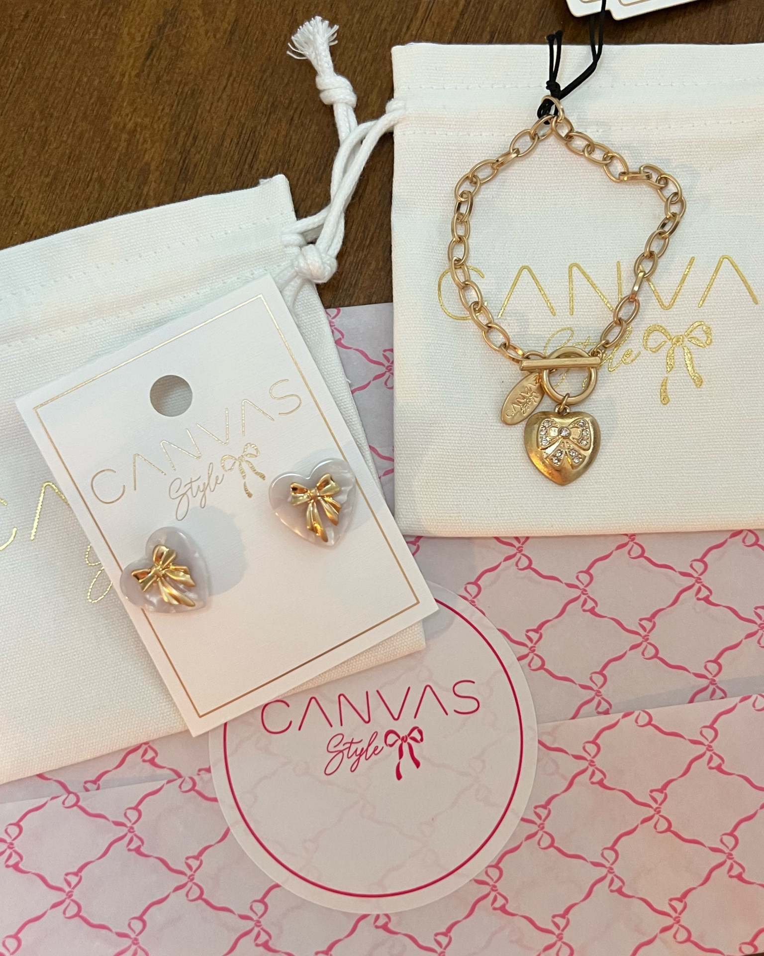 Super pretty and affordable bow jewelry🎀

Bow earrings, bow charm bracelet, mother of pearl earrings, coquette jewelry, grand Millennial style 

#LTKfindsunder50