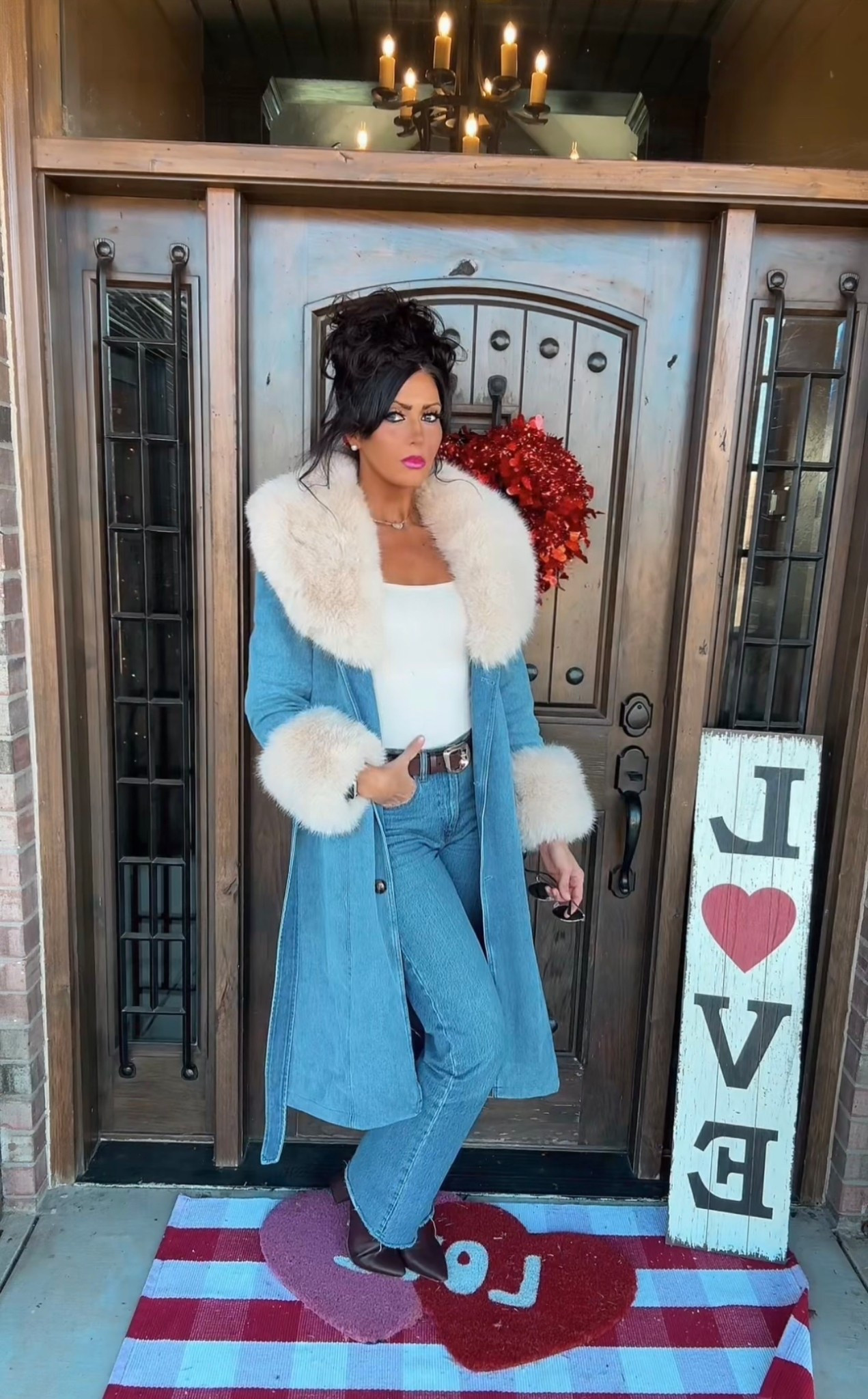 Outfit of the Day❄️

OOTD// Winter Fashion// Winter outfit// Winter //Outfit Inspo // Faux fur Jacket Jean Jacket Outfit // Winter Capsule Wardrobe 

#LTKFindsUnder100 #LTKdayinmylife #LTKootd