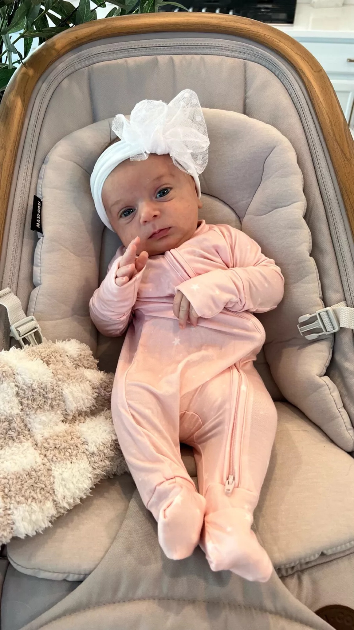 Brooklyns blanket is on sale!  The softest blankets and would make a great gift idea! Her outfit is sold out.

Baby blankets
Sale
Holiday Gift 

#LTKSeasonal #LTKSaleAlert #LTKHoliday