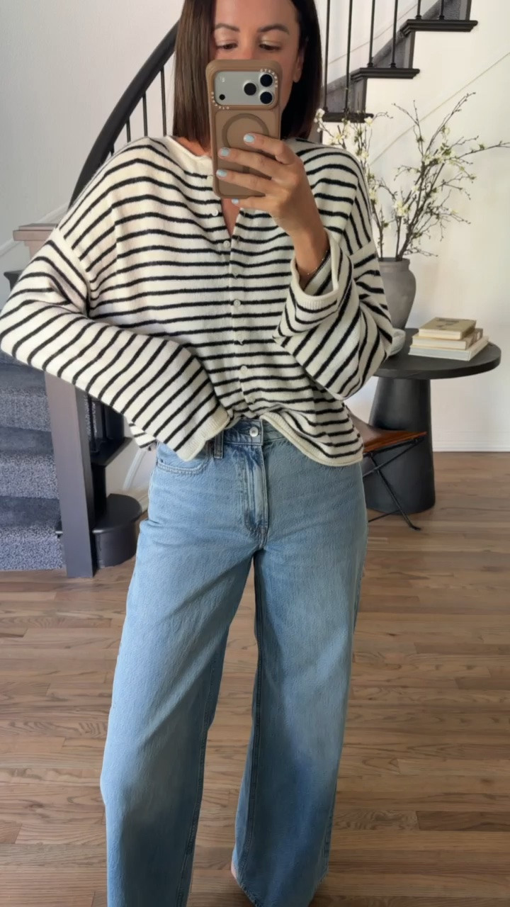 High rise wide leg jeans from Abercrombie! I am wearing a 27 extra long in the Medium wash. All jeans 25-50% off, just about everything else is 20% off, plus save an extra 15% with code DENIMAF

#LTKgrwm #LTKootd #LTKSaleAlert
