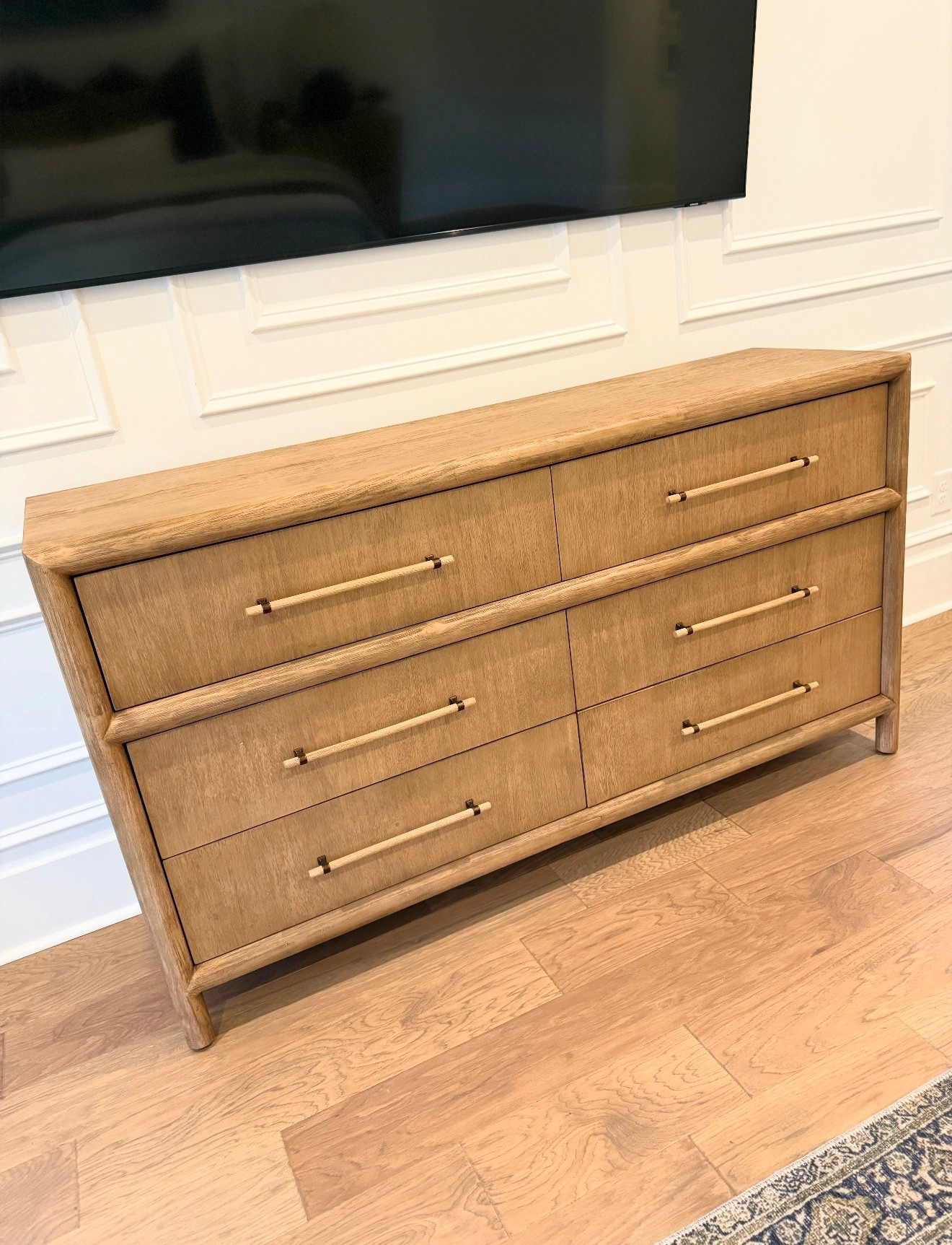 
#ad #wayfair #wayfairpartner 
Want to refresh your bedroom? Get everything you need now up to 80% off!Spring Cyber Week has started at @wayfair! Up to 80% off and free shipping site wide! 