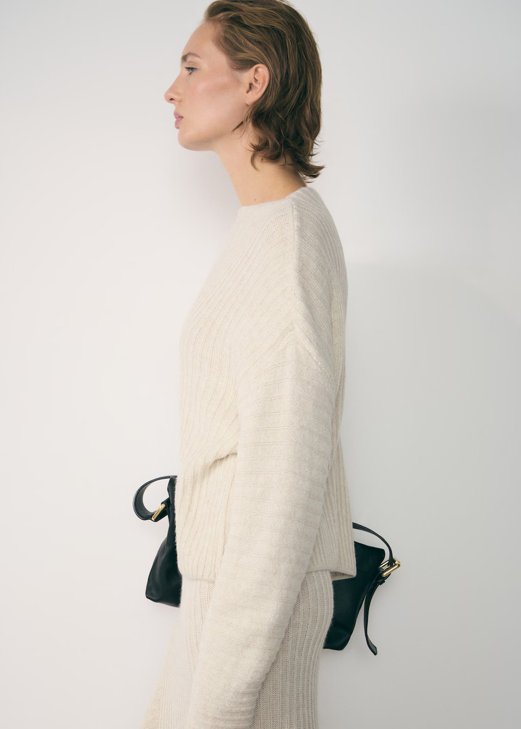 Perkins-neck sweater with seams | MANGO (UK)