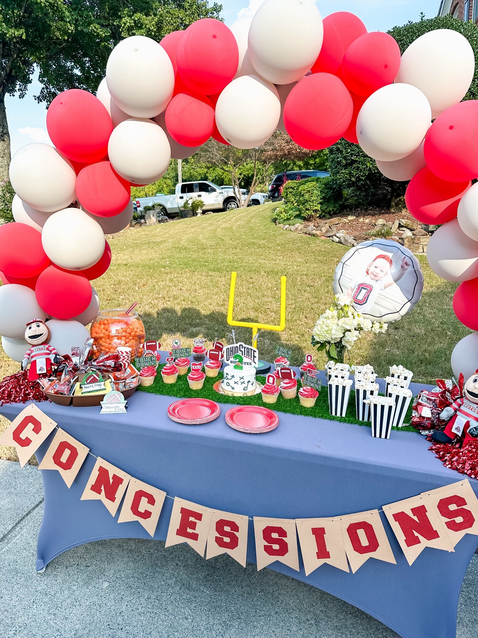 Gear up for your 2025 tailgates and gameday parties - Ohio State Buckeyes and football party decor linked

#LTKParties #LTKSeasonal