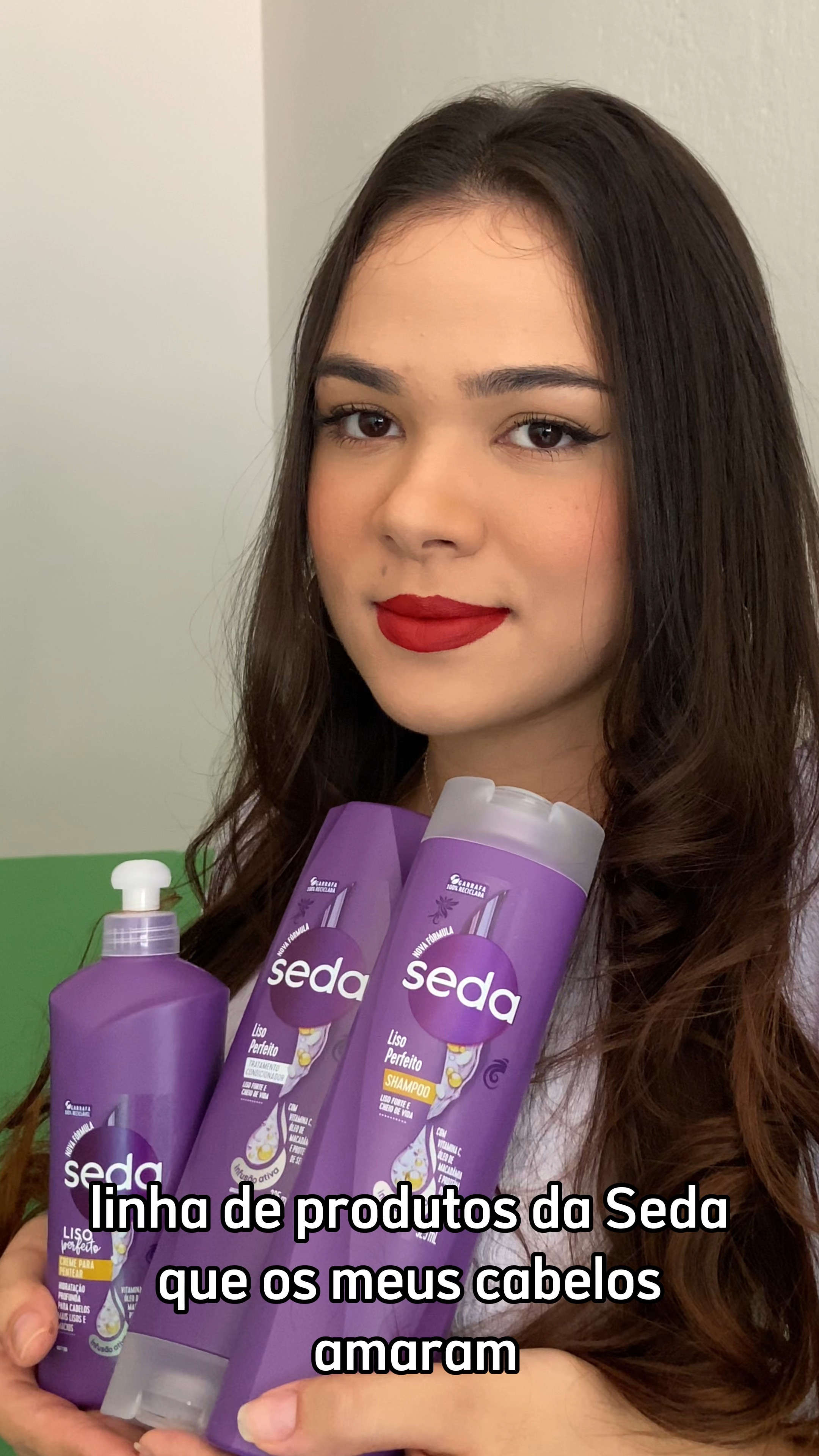 linha da @seda , que meu cabelo amou, é a Liso Perfeito, é a primeira vez que estou usando essa linha, e o meu cabelo se deu super bem, ele tá mega hidratado e bem brilhoso. Alguém mais já usou essa linha?? #seda #lisoperfeito #testaVih

#LTKmidsize #LTKfindsunder50 #LTKsalealert