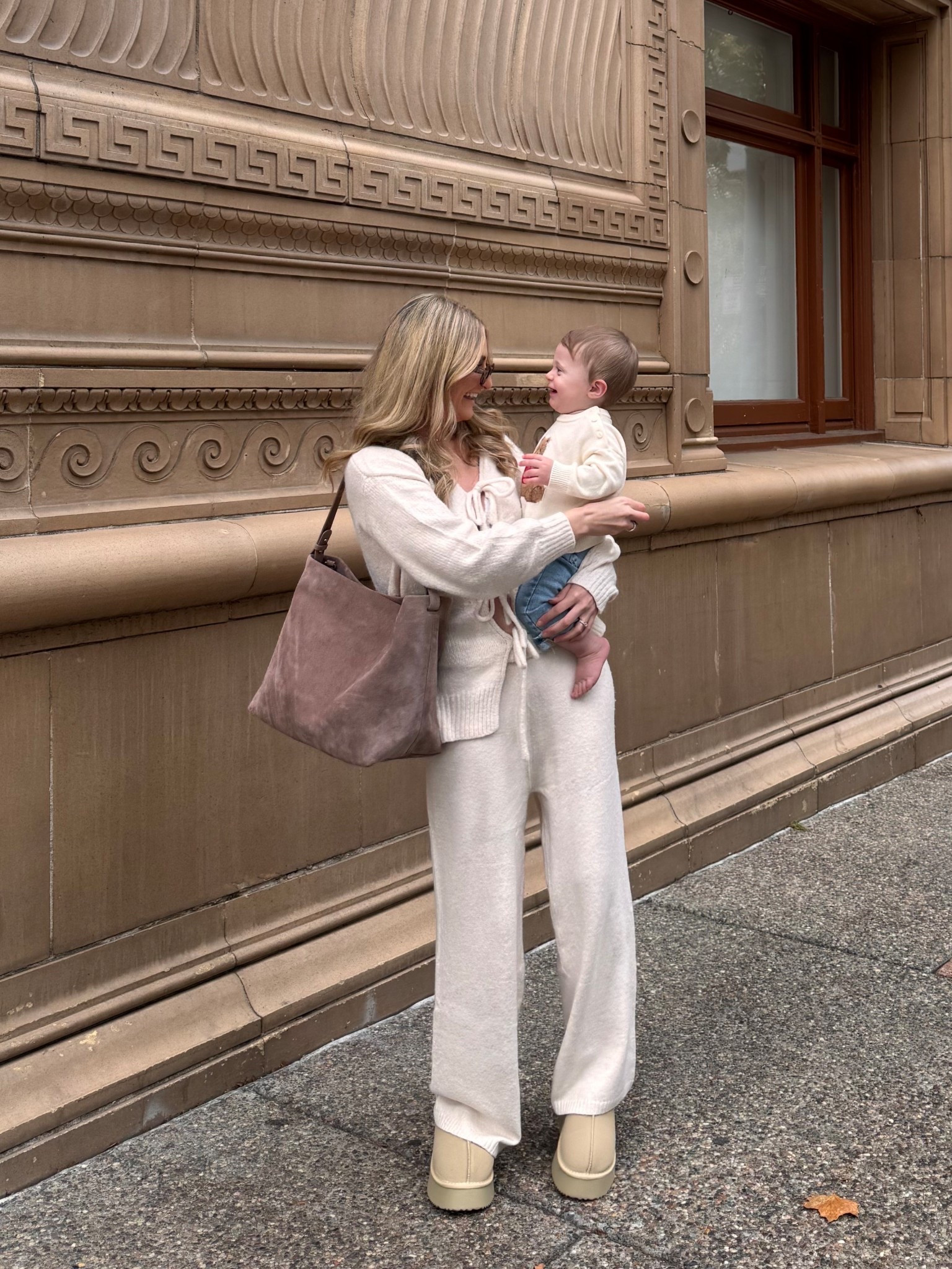 Neutral Outfit 🤍🧸






#LTKmomlife #LTKKids #LTKBaby