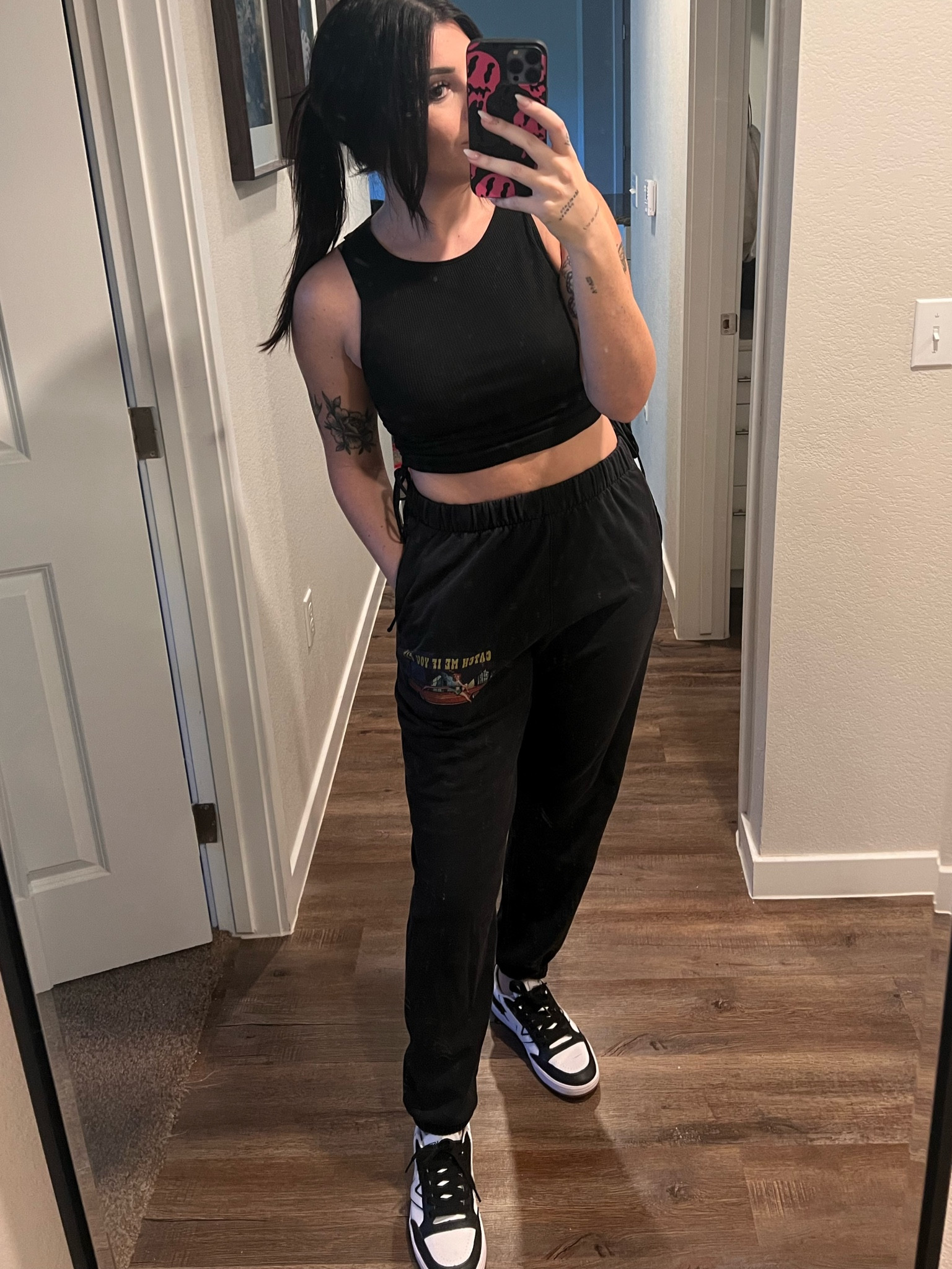 Simple sweatpants outfit / boys lie (my absolute faveeee online brand) 

#LTKSeasonal #LTKunder100 #LTKstyletip
