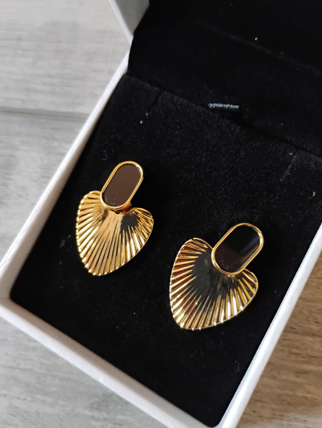 CW Black gold heart earrings for women,24K gold-plated statement dangle earrings,fashion vintage ... | Amazon (US)