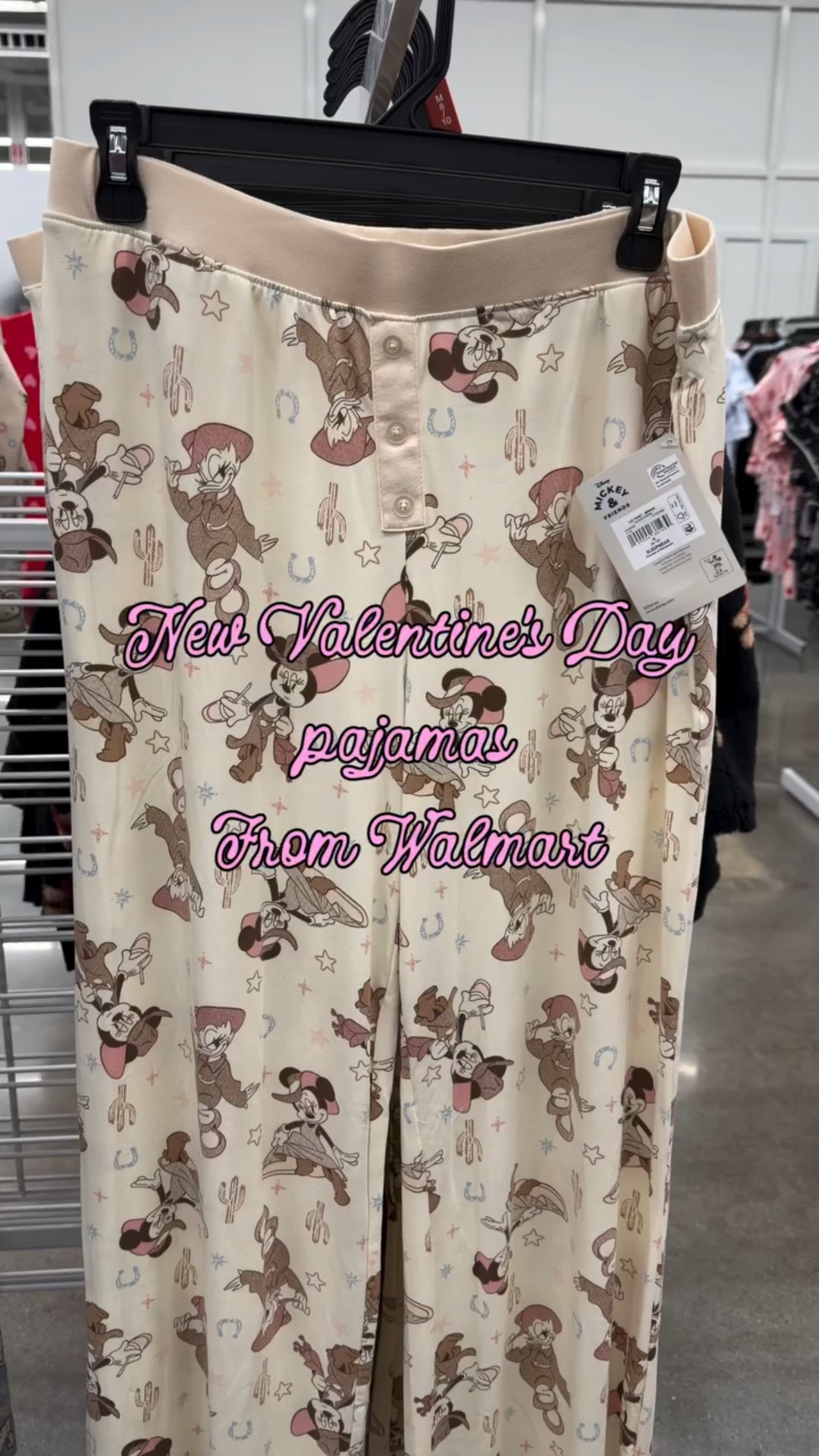 Comment VALENTINES for a link sent directly to your messages!

@walmart @walmartcreator @walmartstyle 
#valentines #pajamas #walmartfashion